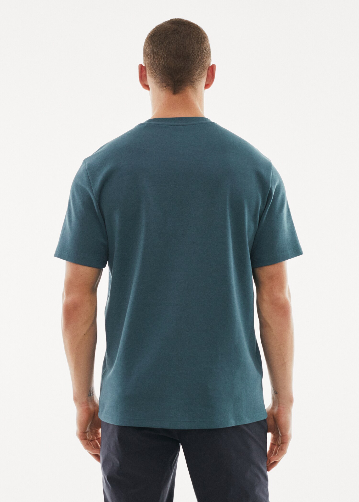 Breathable cotton t-shirt - Reverse of the article