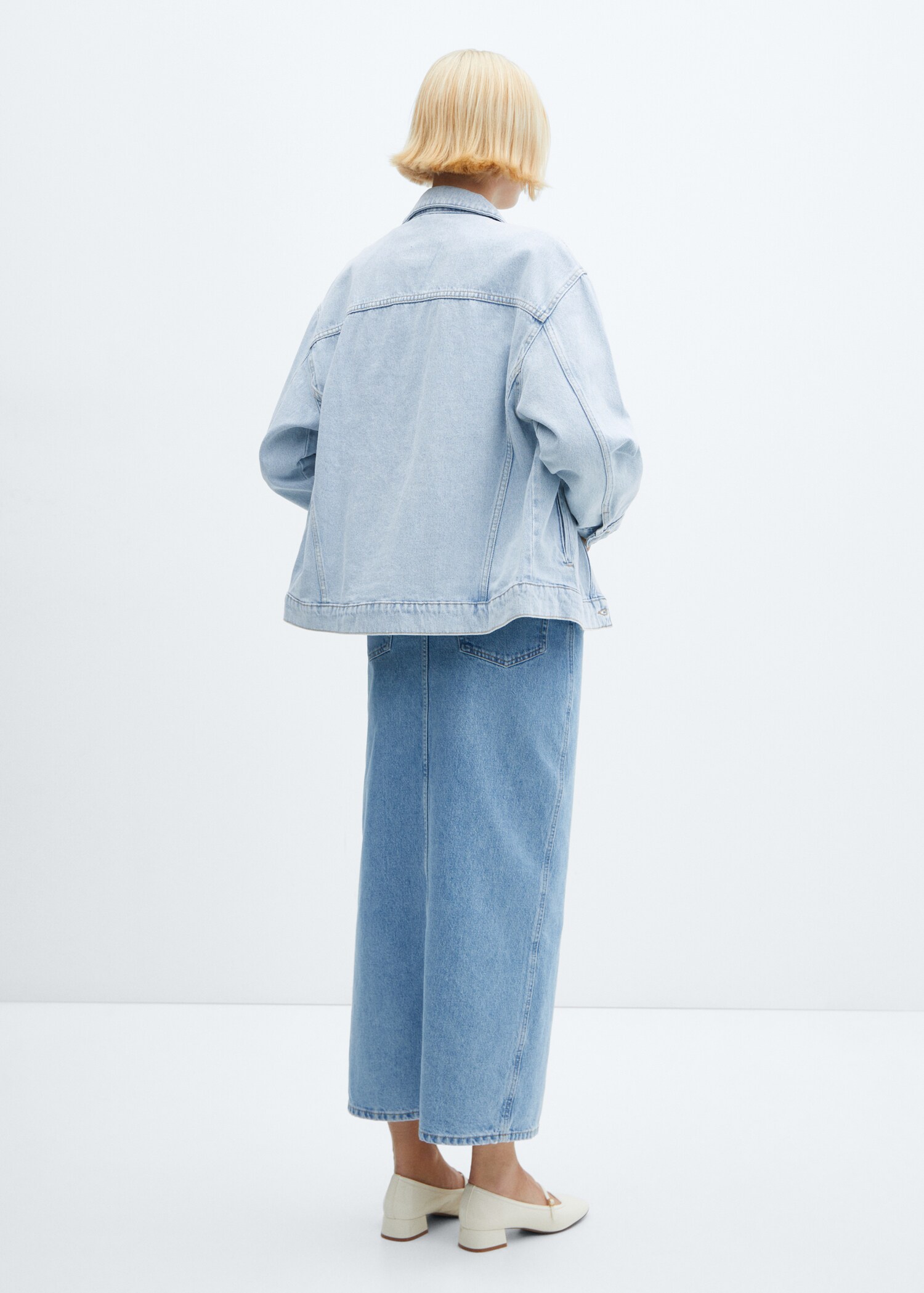 Oversize denim jacket - Reverse of the article