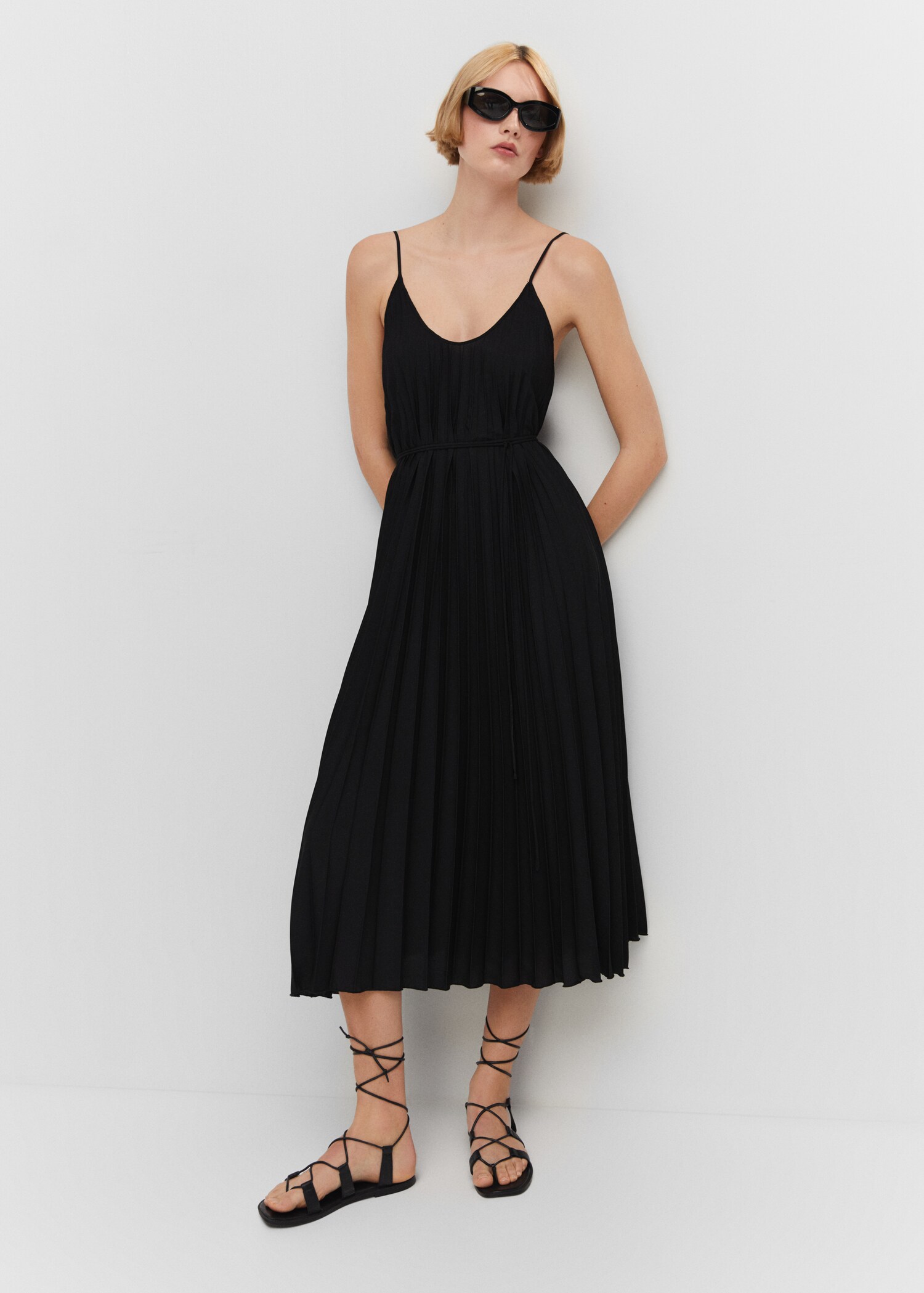 Pleated cord dress - Details of the article 2
