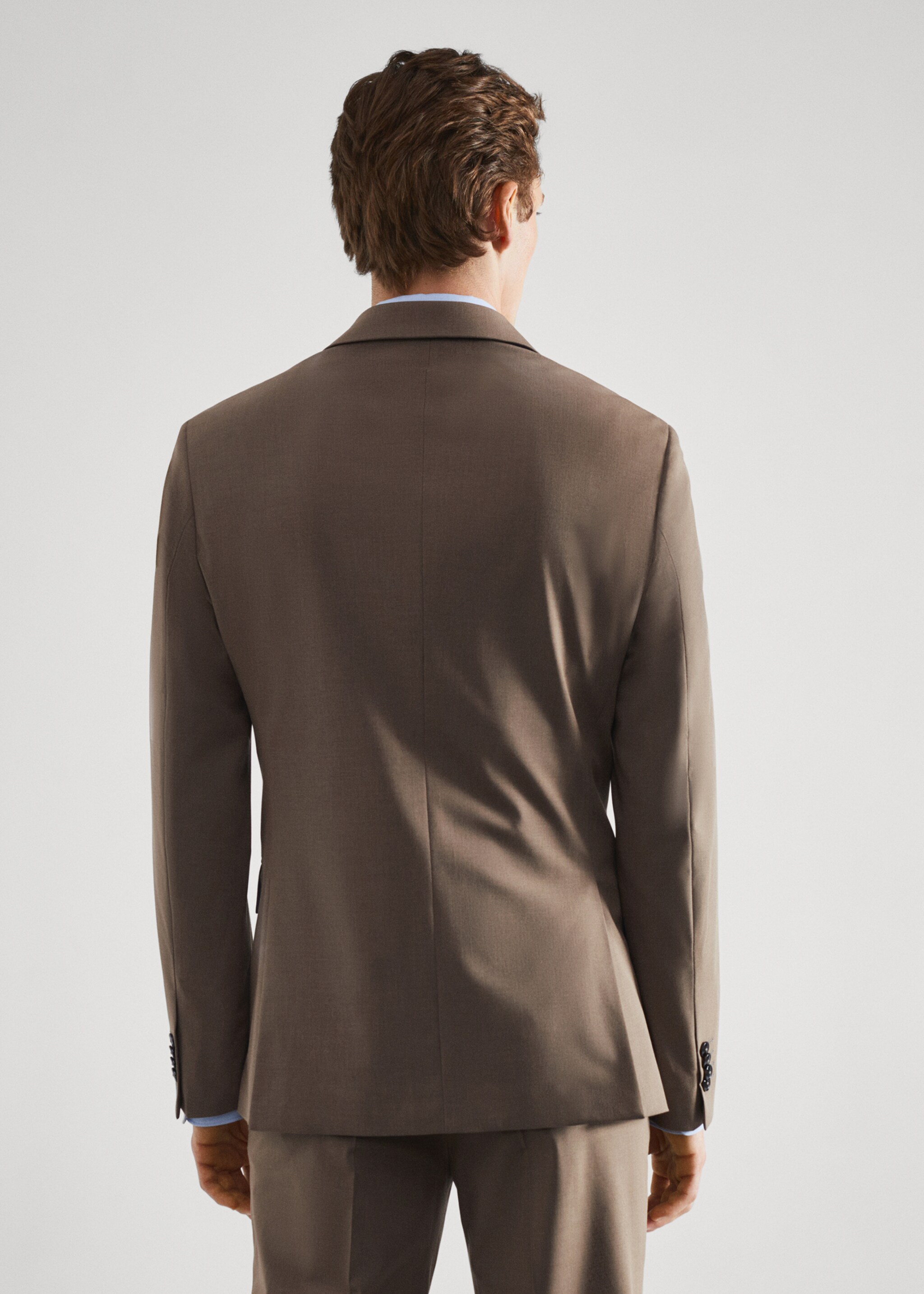 Blazer de fato slim fit de tecido comfort stretch - Verso do artigo