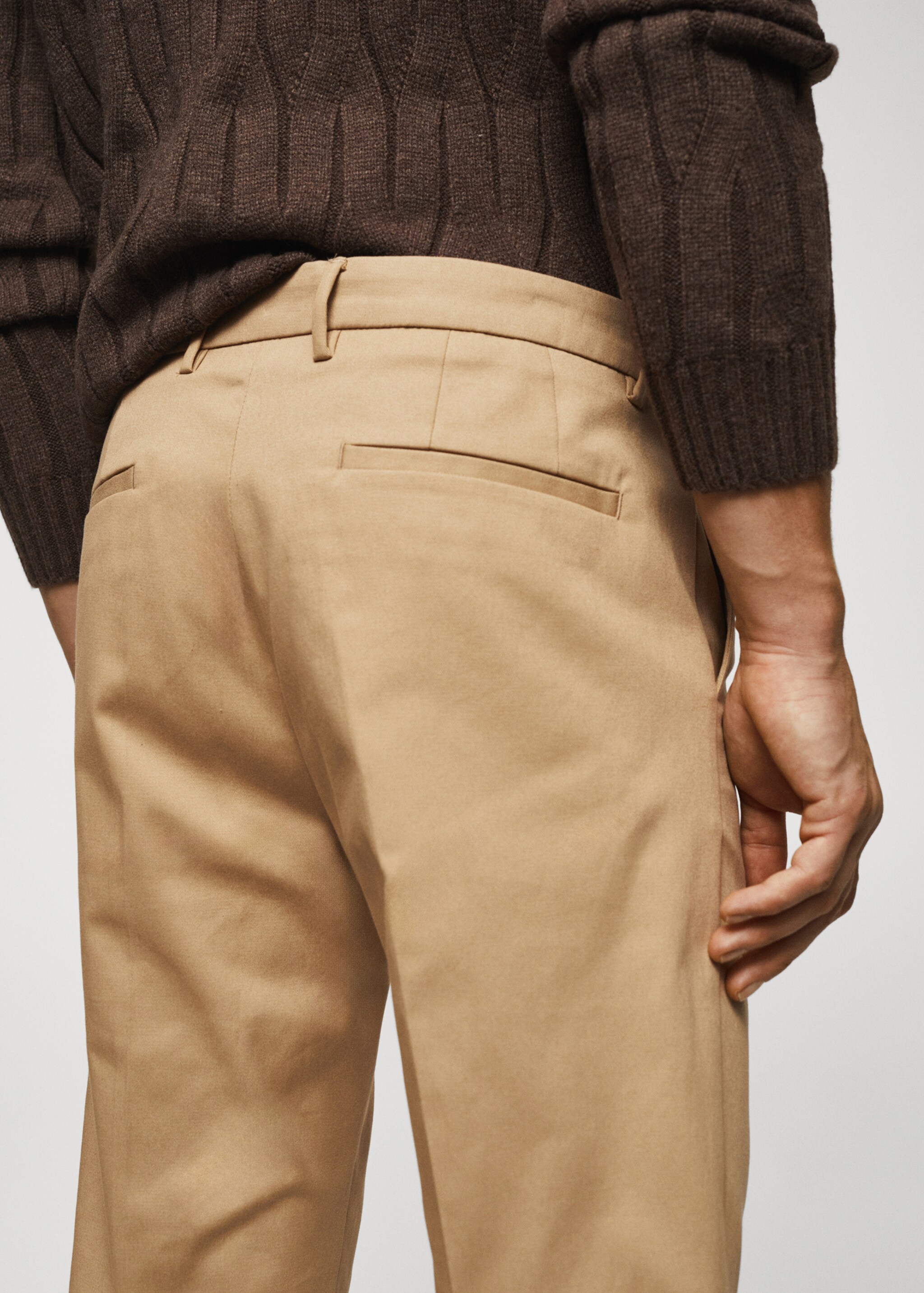 Calças chino slim fit - Pormenor do artigo 4