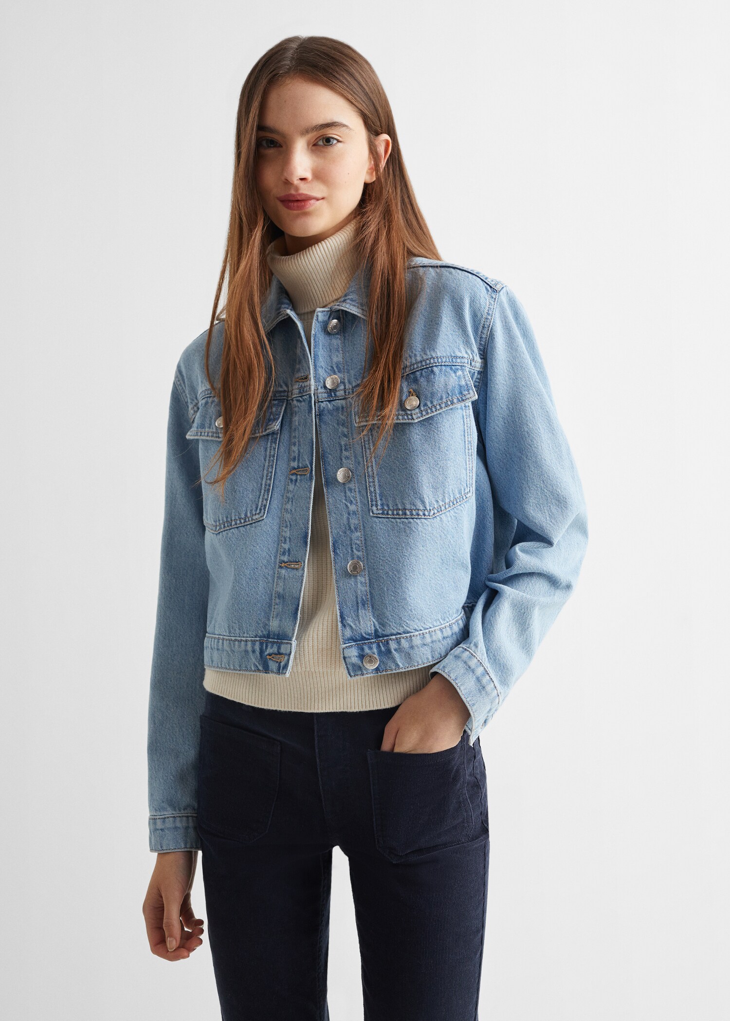 Kurze Jeansjacke - Mittlere Ansicht