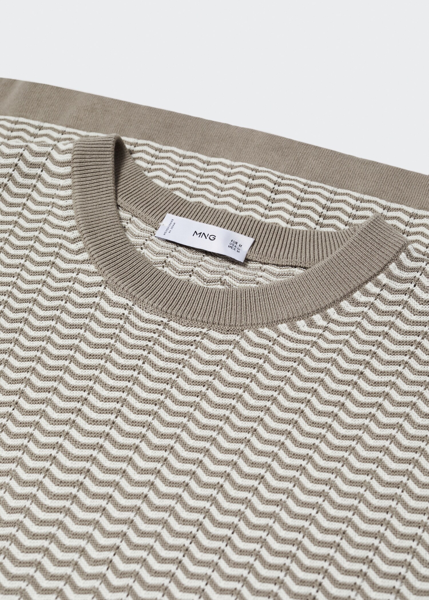 T-shirt 100% bomull sicksackstruktur - Detaljer om artikeln 8