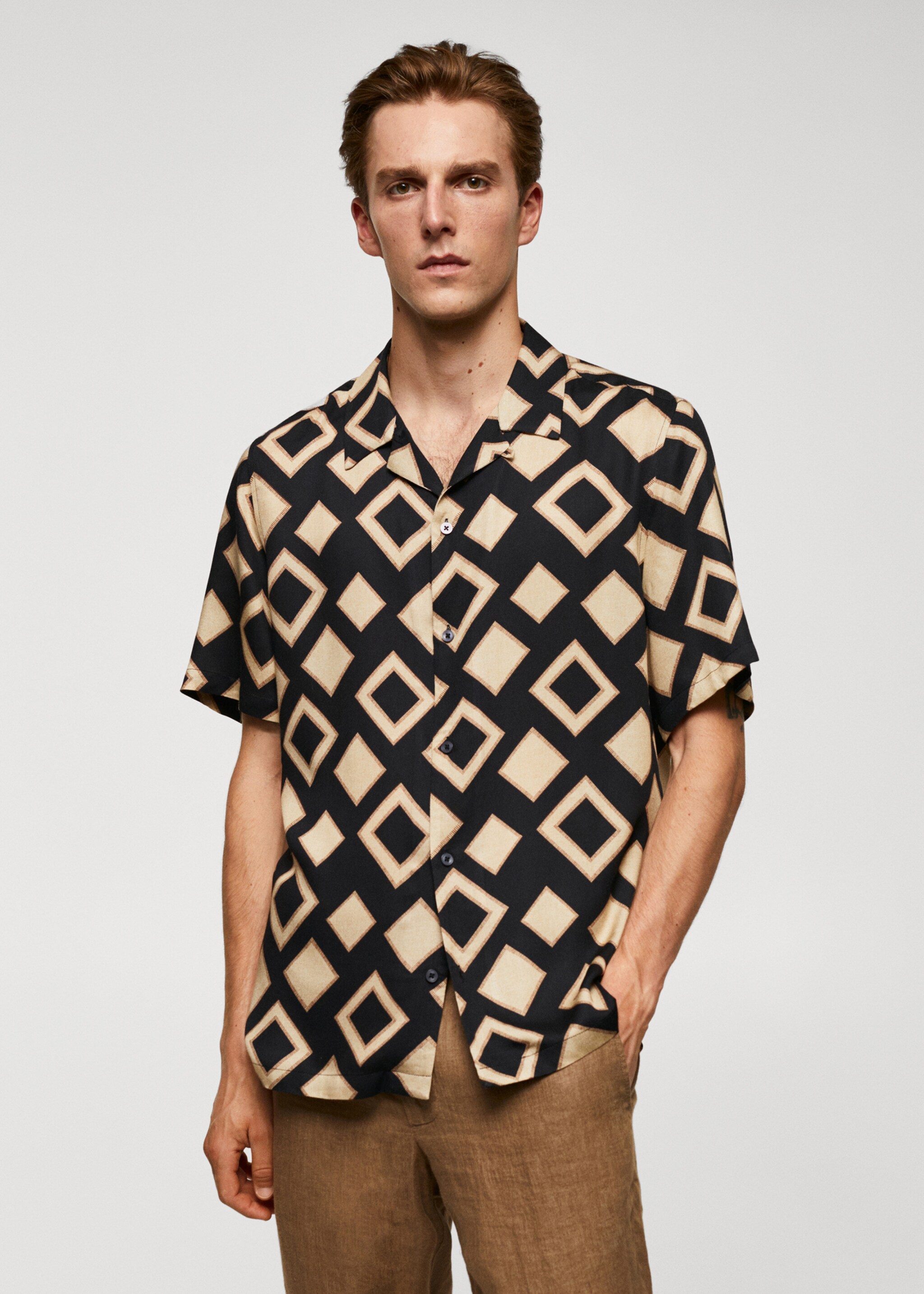 Geometric-print bowling shirt - Medium plane, Black. Ref: 57054040-00.