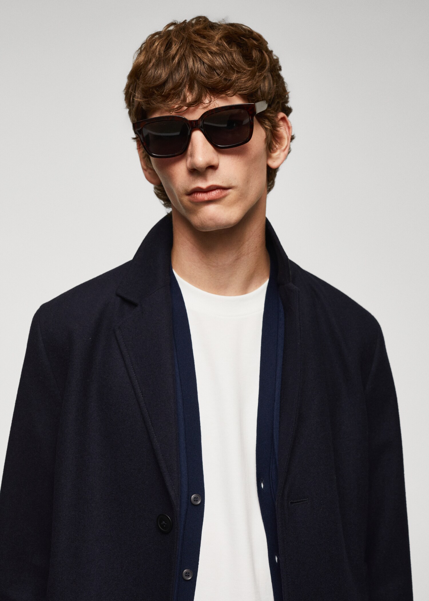 Lightweight recycled wool coat - Details of the article 1