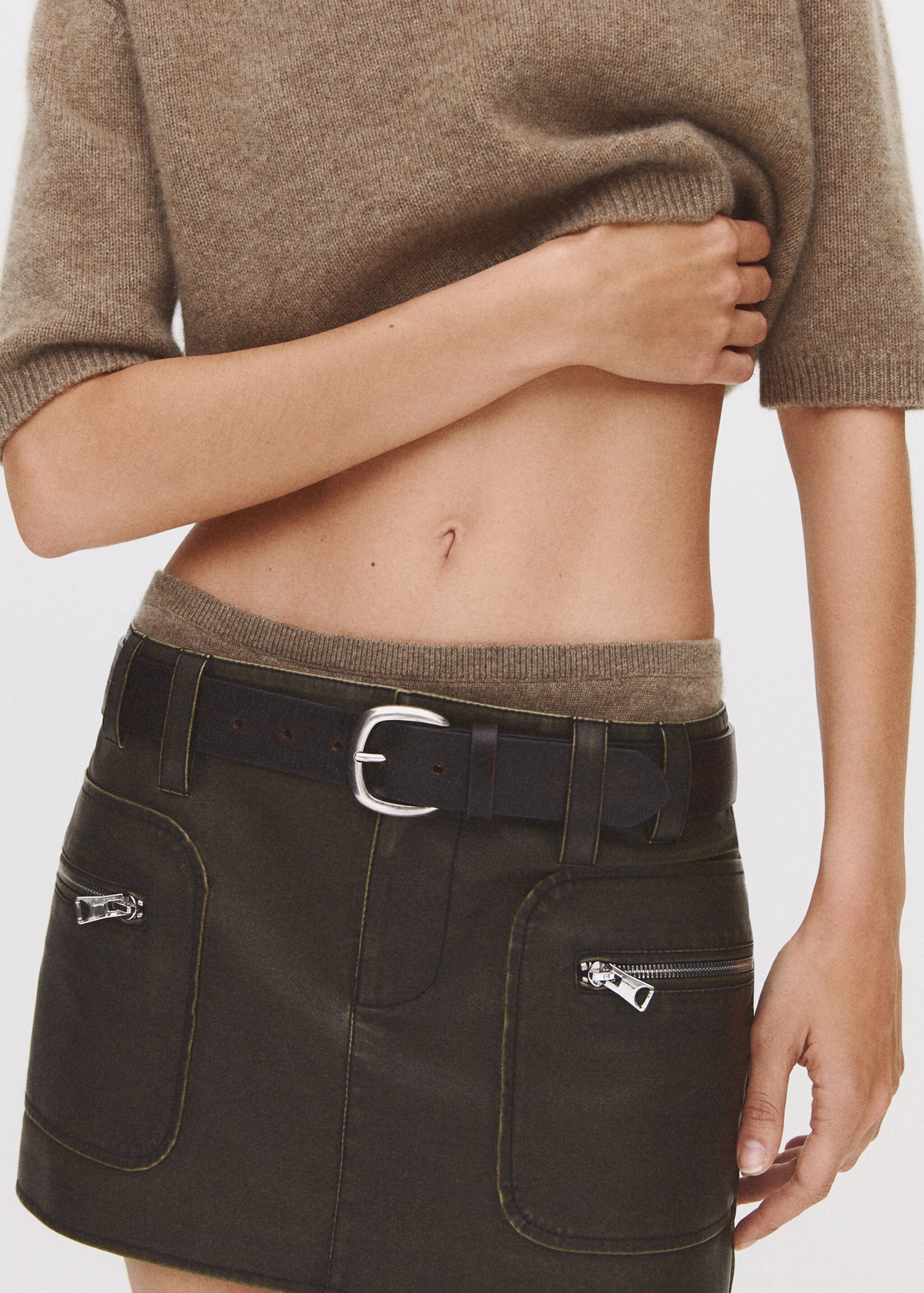 Rok met versleten leerlook - Detail van het artikel 9