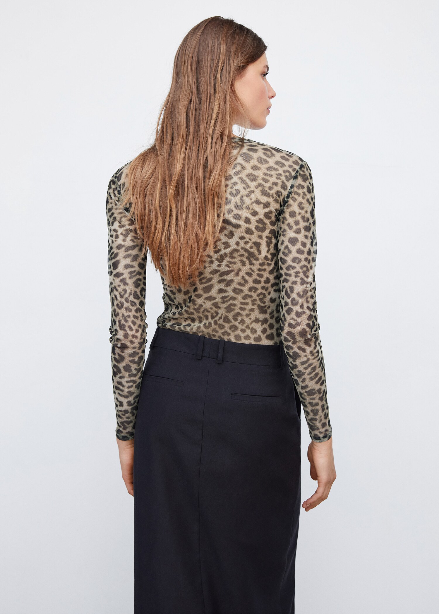 Semi-transparent animal-print t-shirt - Reverse of the article