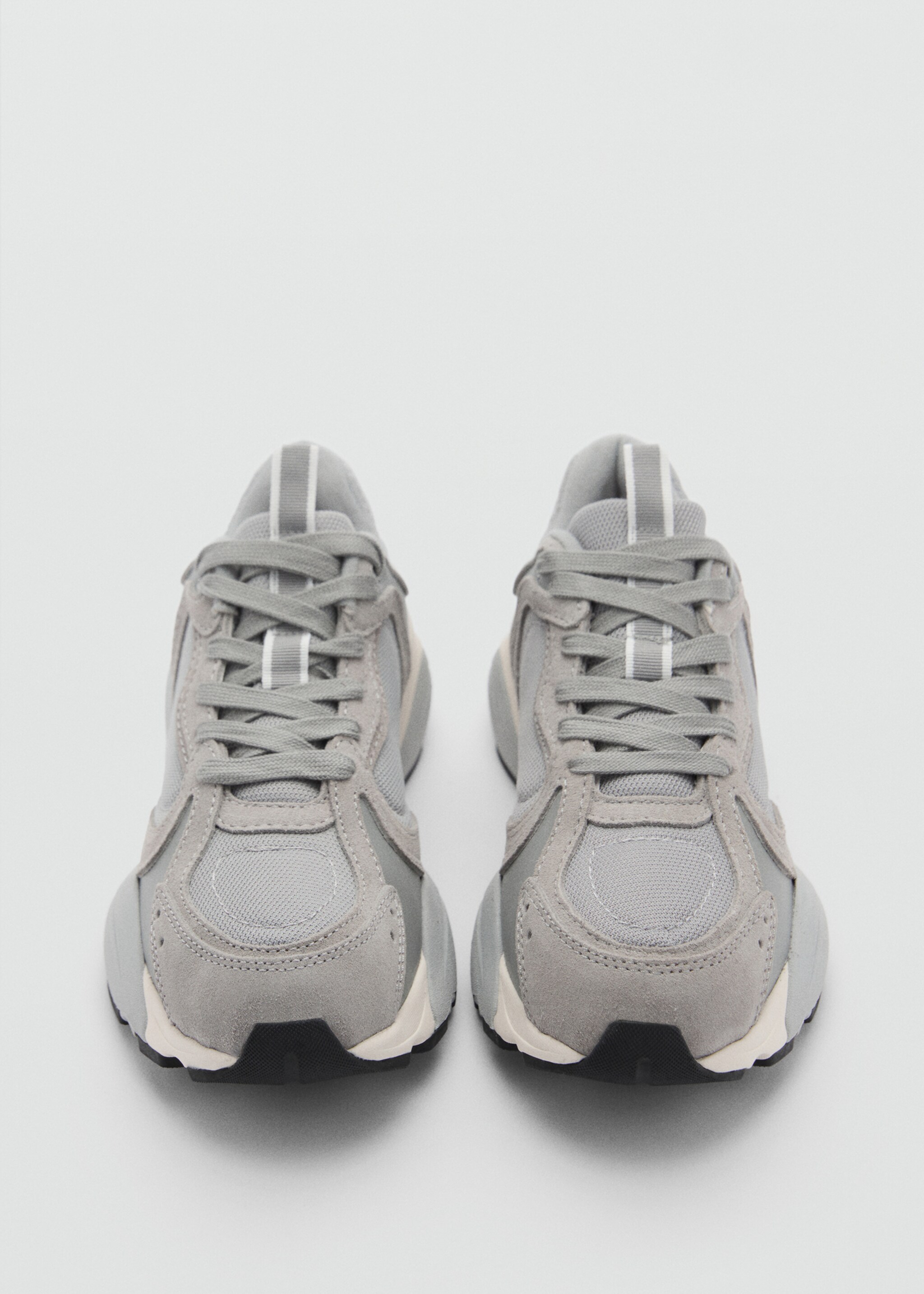 Sport shoe clot1 - Details of the article 3, Grey. Ref: 57054436-00.