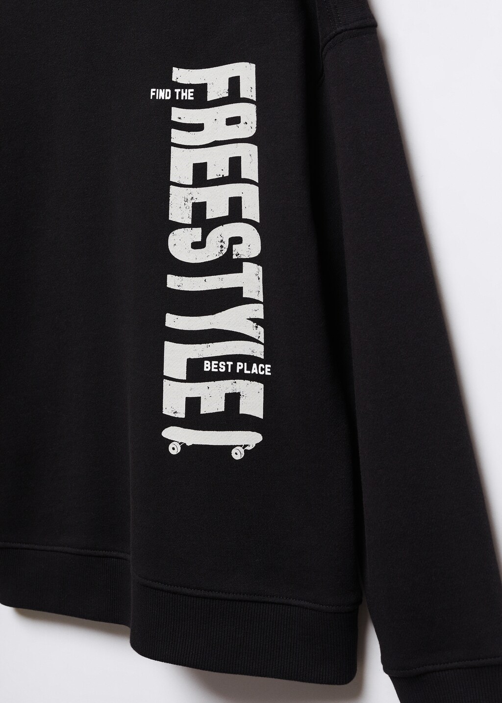 Message plush sweatshirt - Boys | MANGO OUTLET USA Message plush sweatshirt - Boys | MANGO OUTLET USA