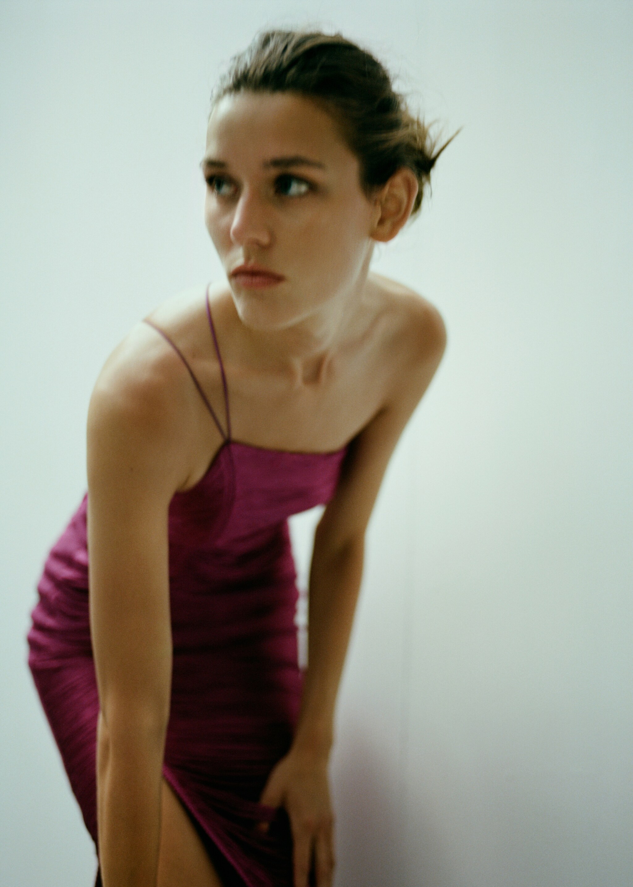 Asymmetrical dress with fringes - Details of the article 6, Purple. Ref: 57054784-00.