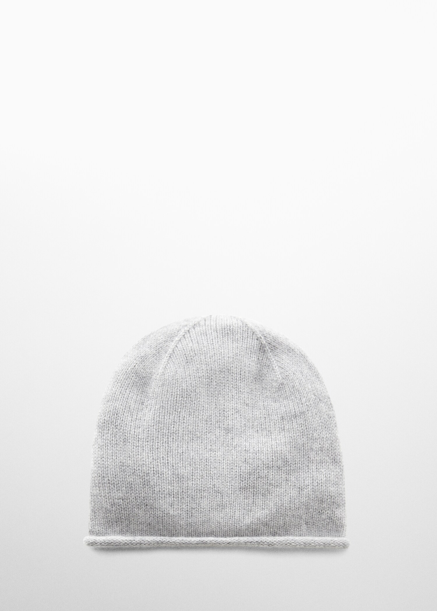 Cashmere knitted hat - Article without model