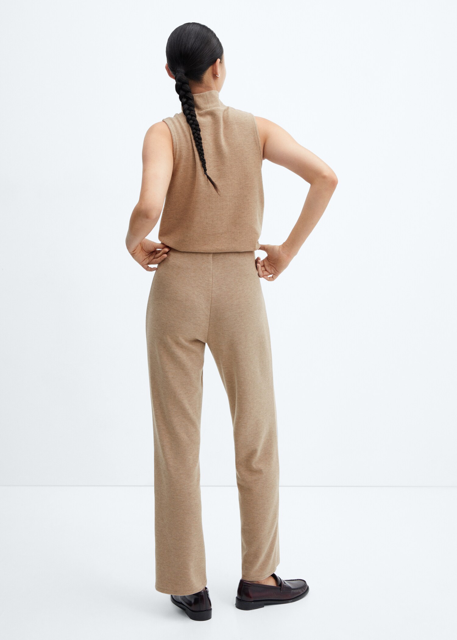 Straight knitted trousers - Reverse of the article