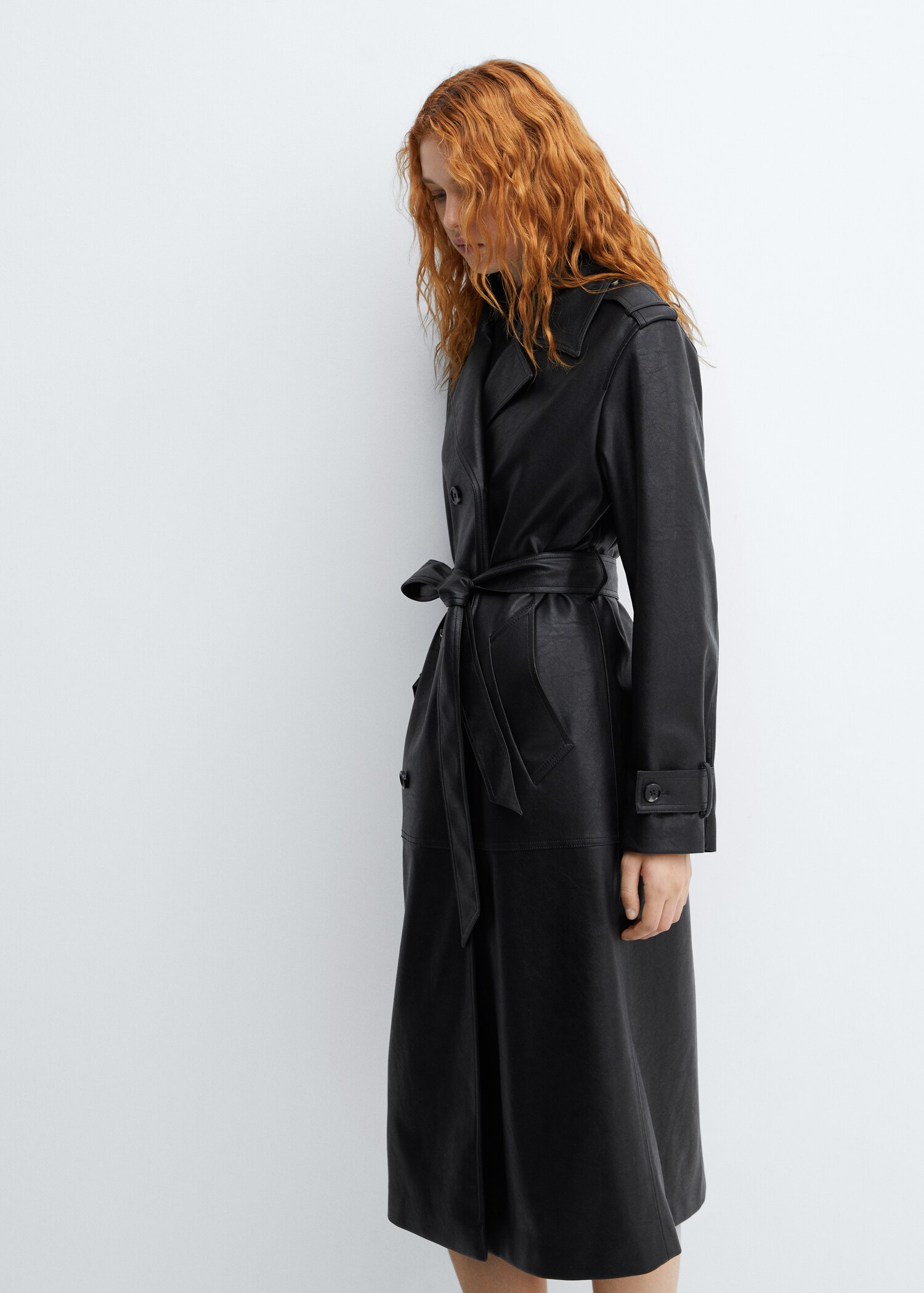 Oversized-Trenchcoat mit Leder-Effekt - Detail des Artikels 2