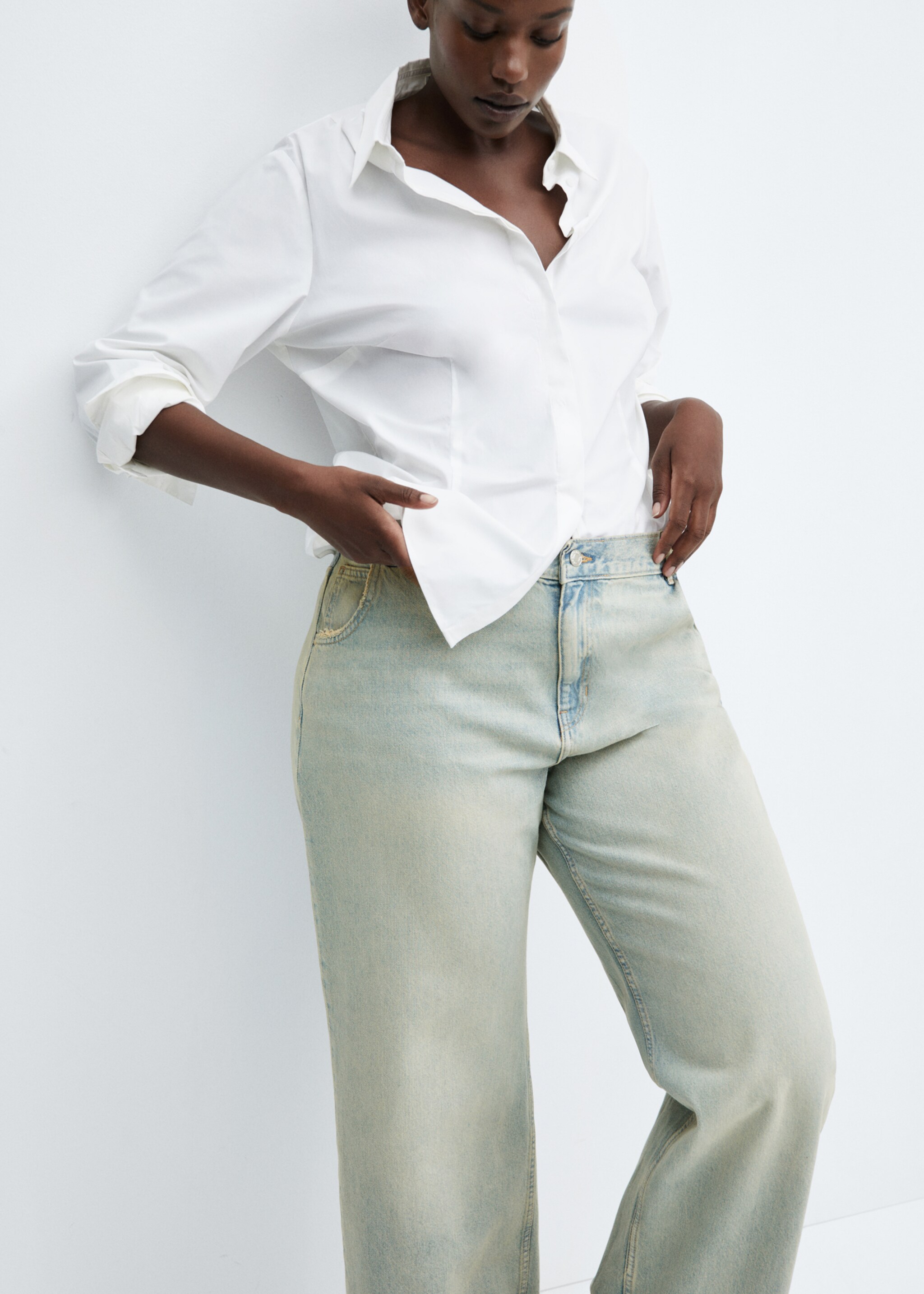 Low waist wide leg jeans - Details of the article 4