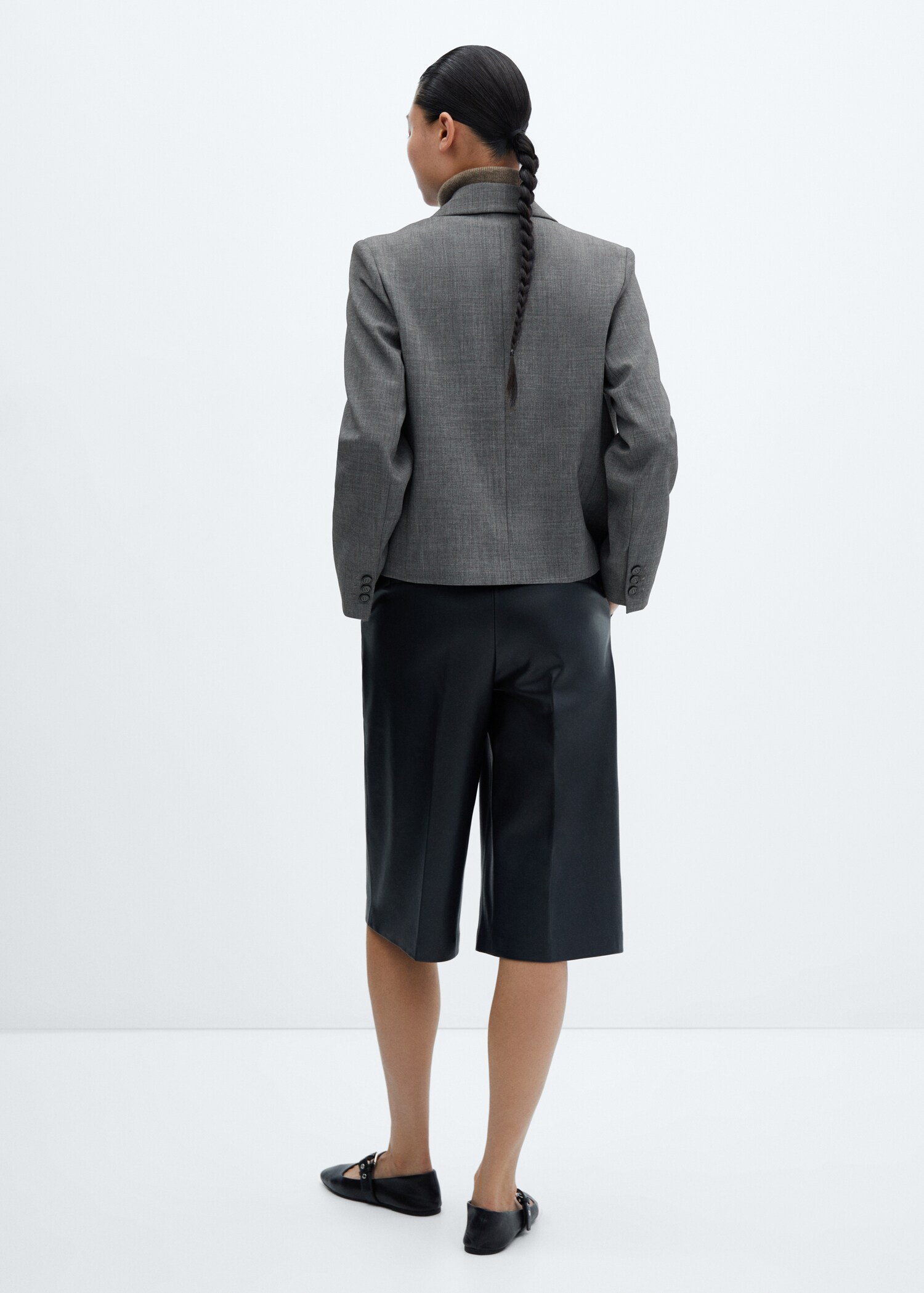 Double-breasted cropped jacket - Reverse of the article