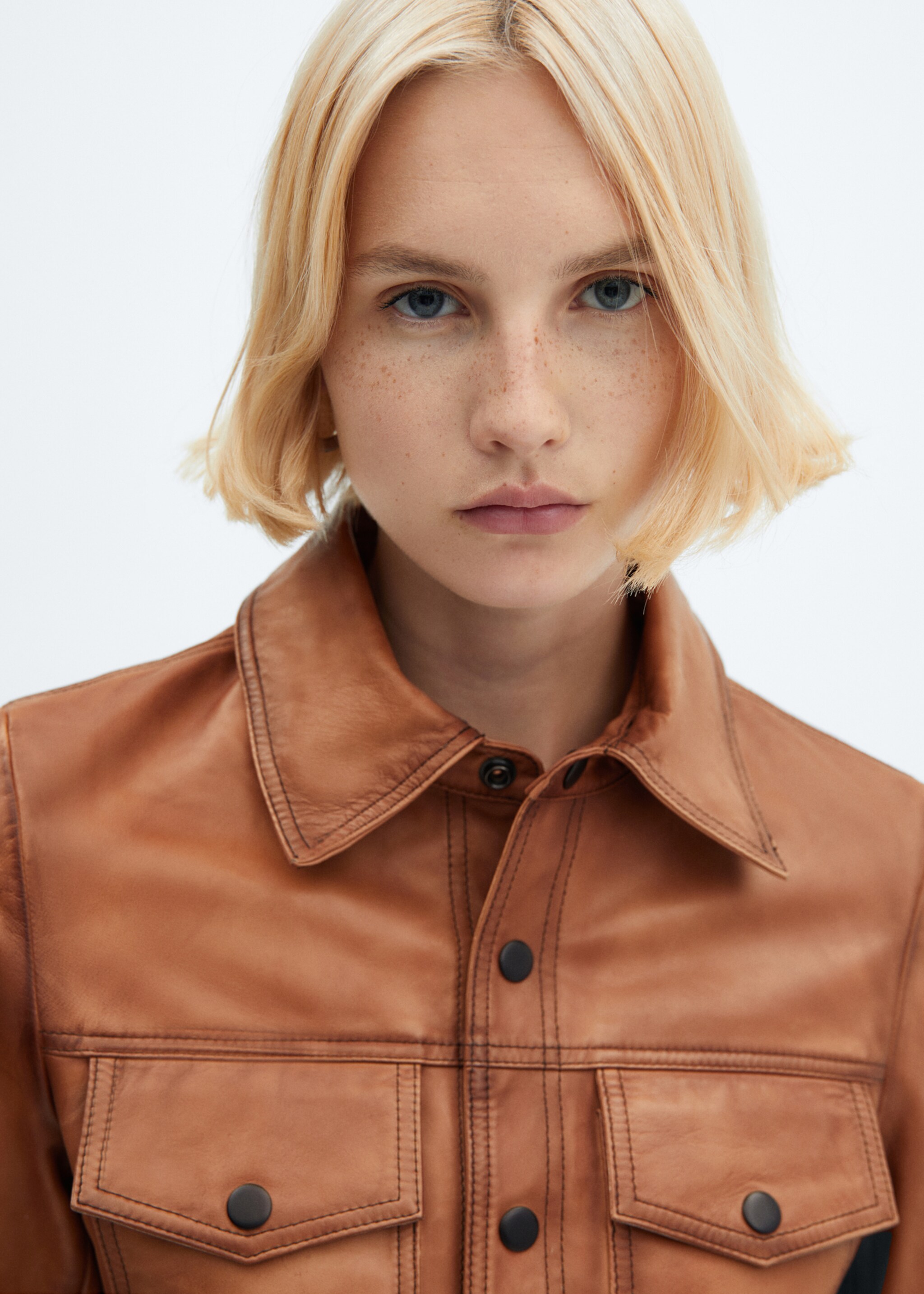 Chaqueta piel cuello pelo - Detalle del artículo 1
