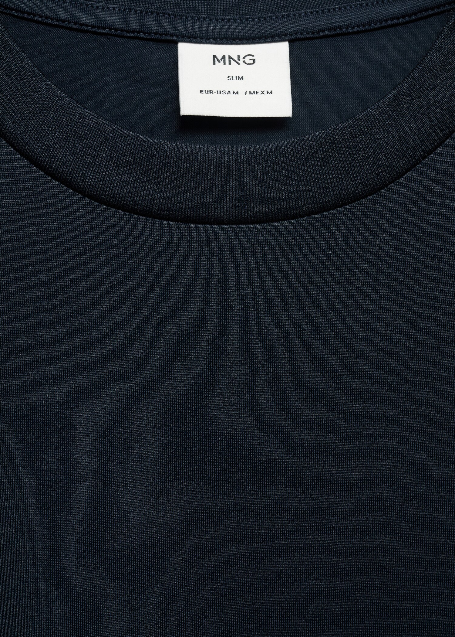 T-shirt bellowu - Szczegóły artykułu 8