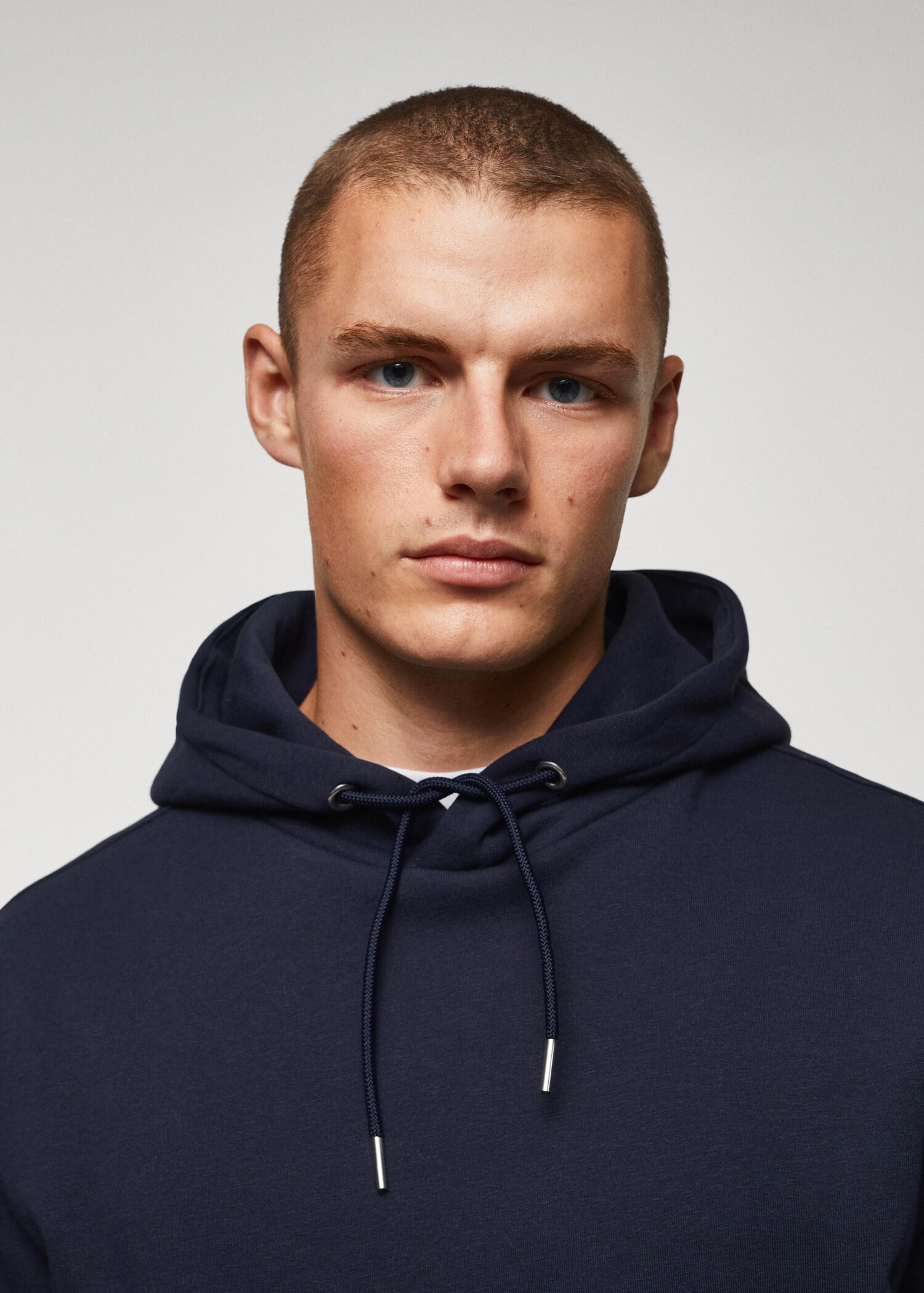 Cotton kangaroo-hooded sweatshirt - Details of the article 1