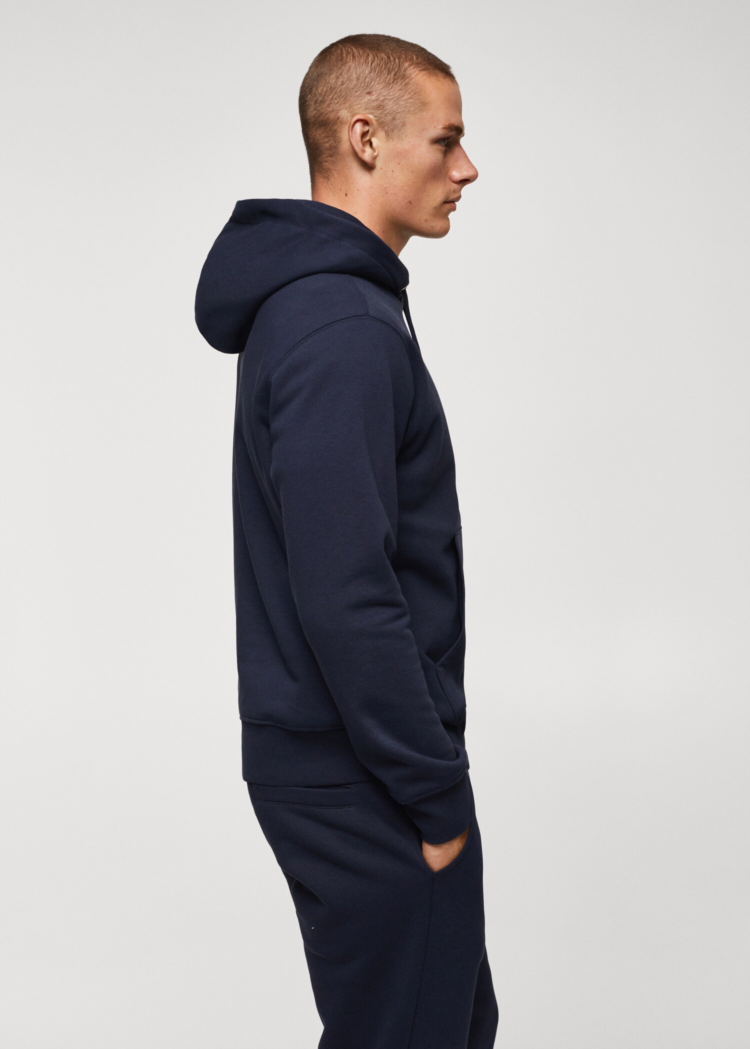 Cotton kangaroo-hooded sweatshirt - Details of the article 2