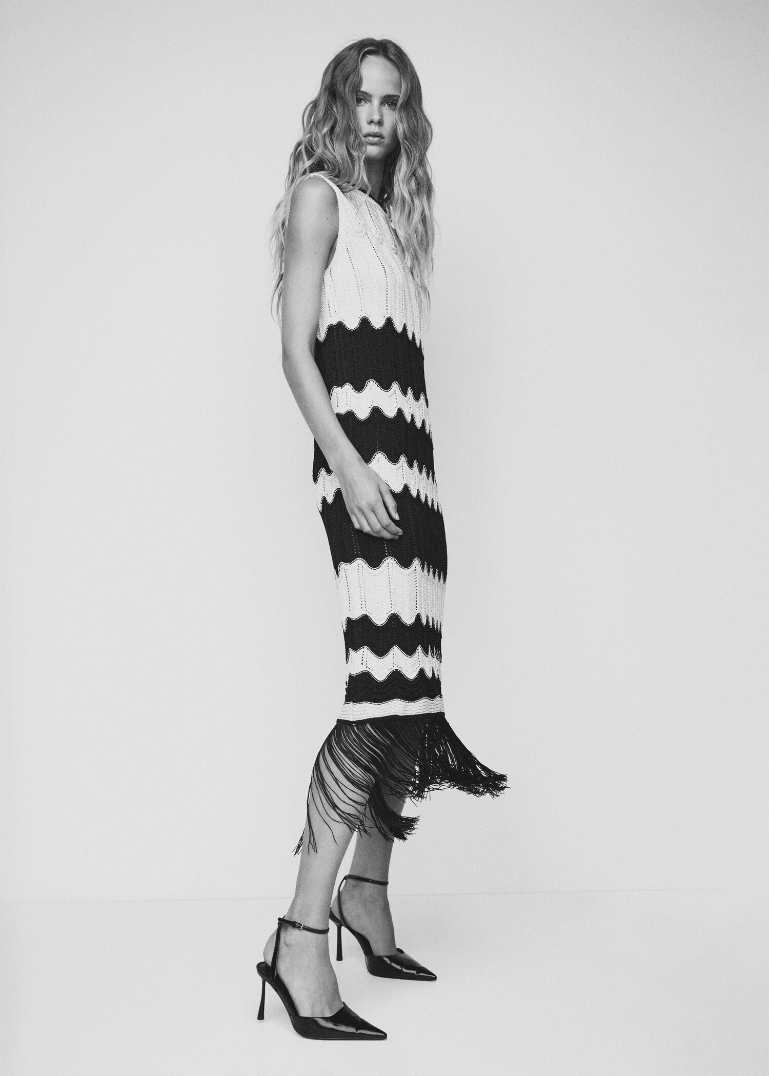 Fringed hem dress - Details of the article 2