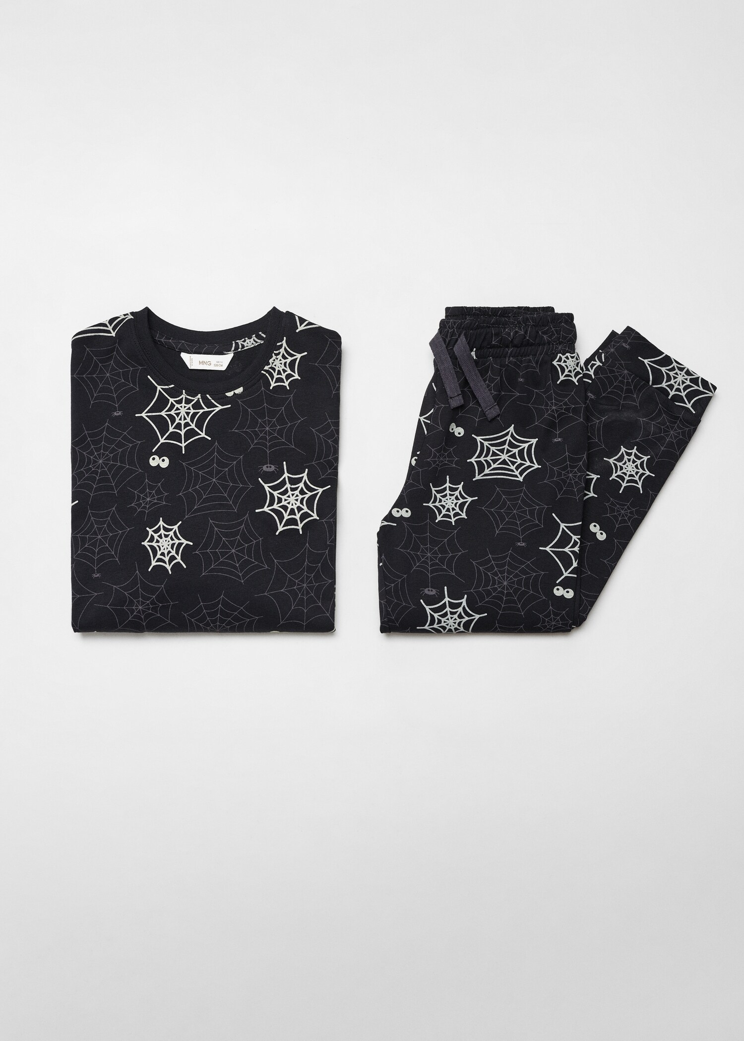 Glow in the dark pyjamas - Details of the article 8