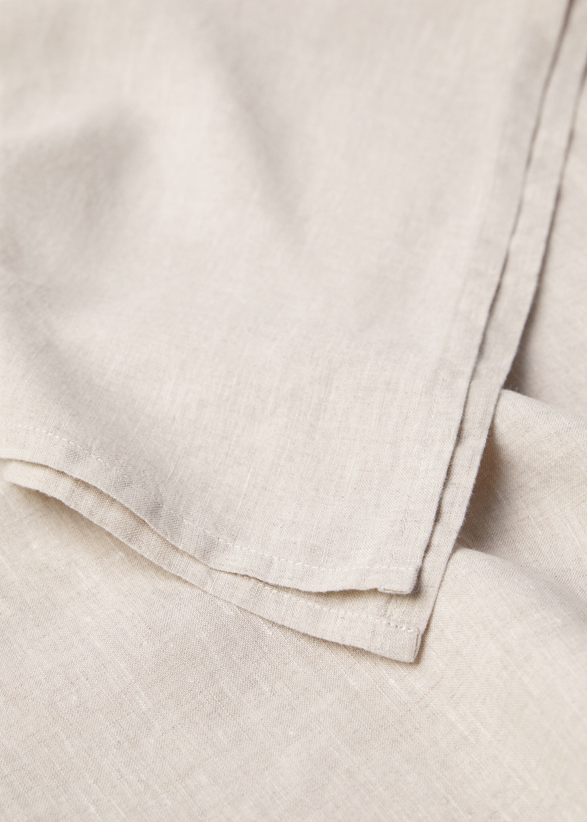 100% linen tablerunner - Details of the article 1