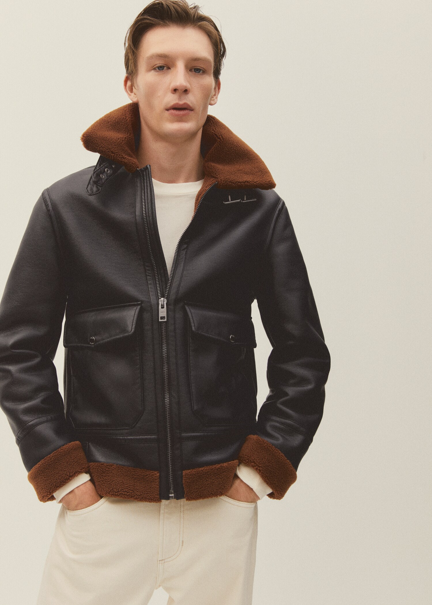 Doubleface-Jacke mit Ledereffekt - Detail des Artikels 6