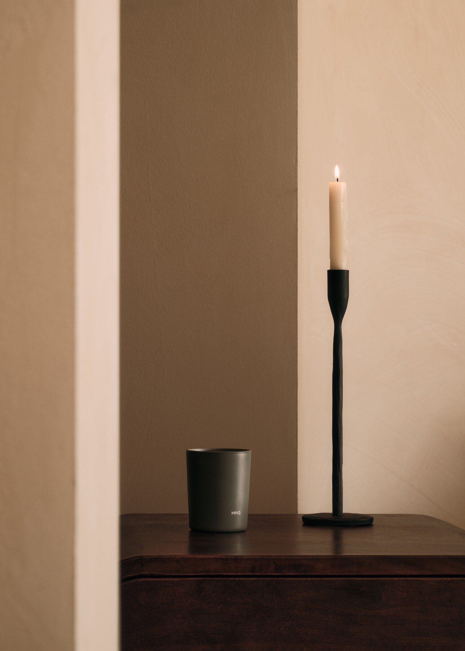 Iron candleholder - Details of the article 9