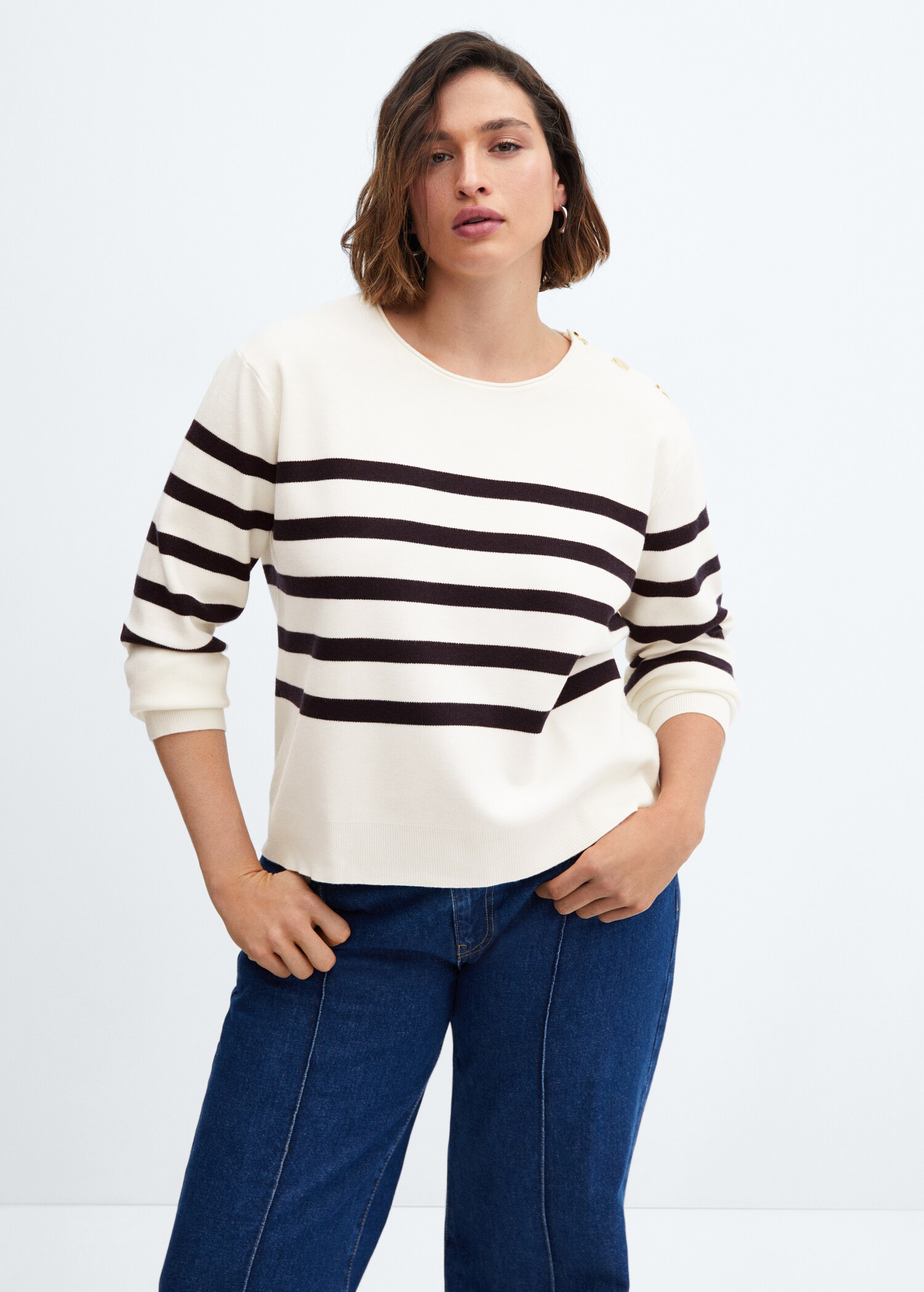 Sweater with shoulder buttons - Details of the article 5