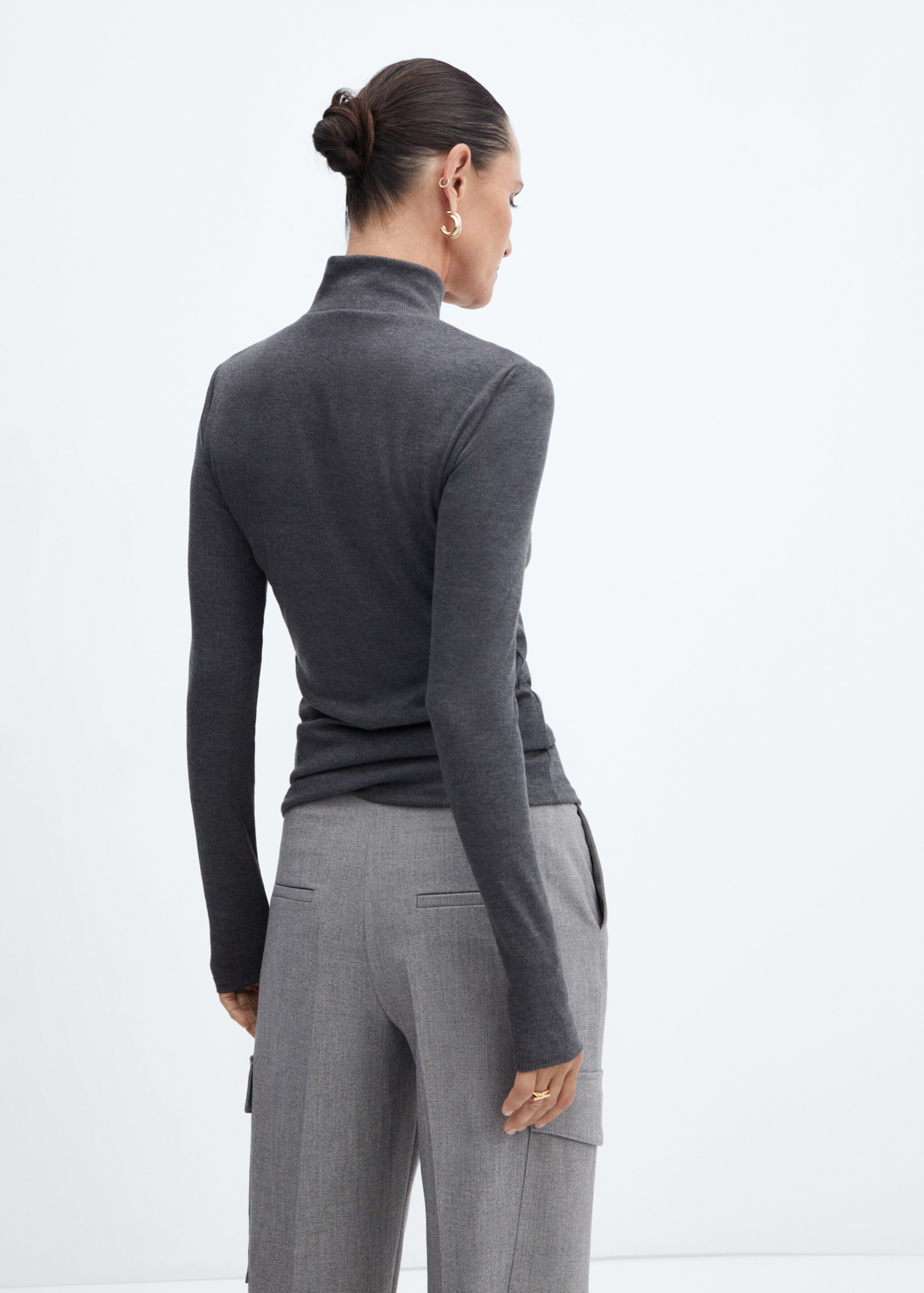 Turtleneck T-shirt - Reverse of the article, Grey. Ref: 57057730-00.