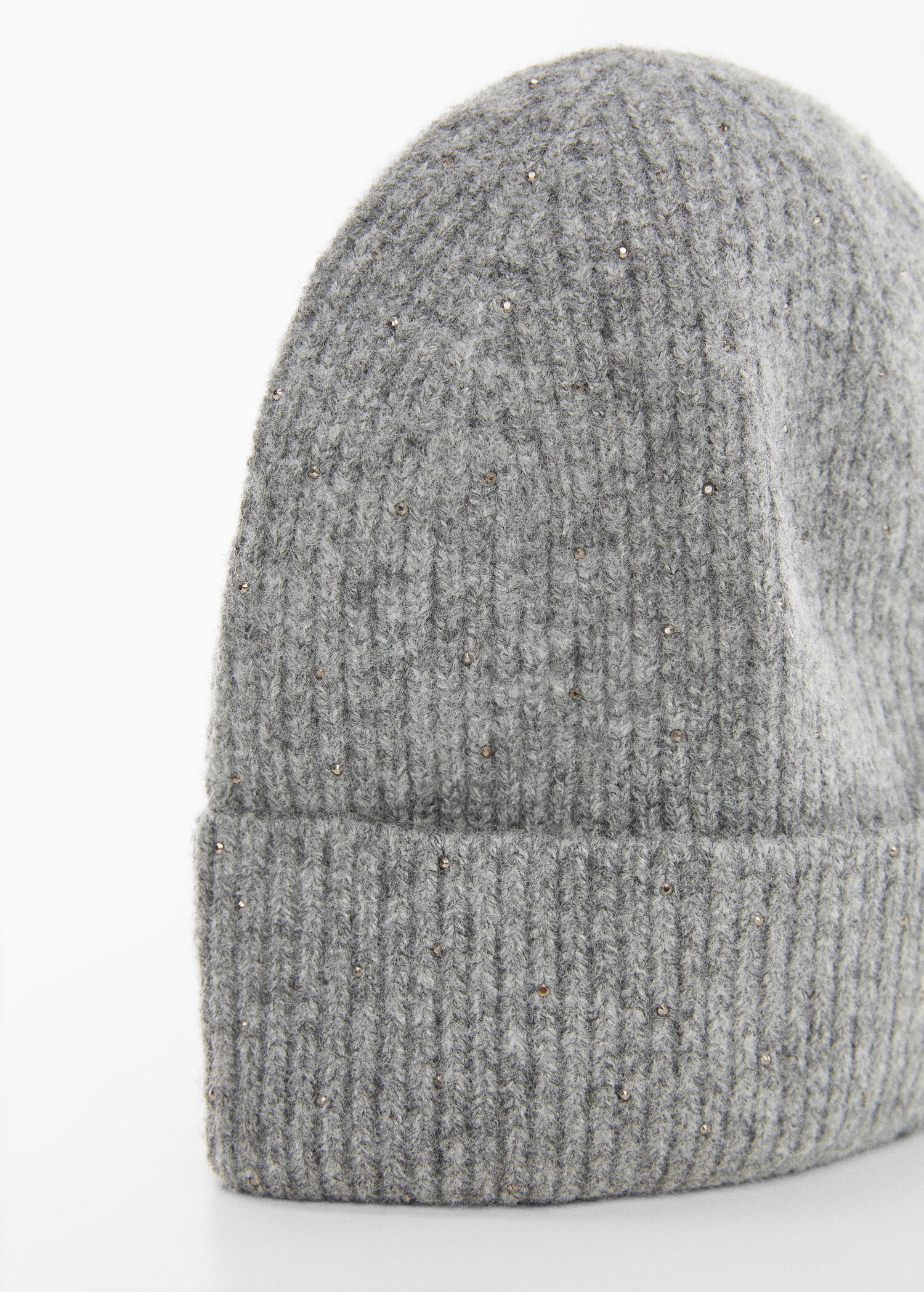 Gorro punto detalle brillantes - Plano medio