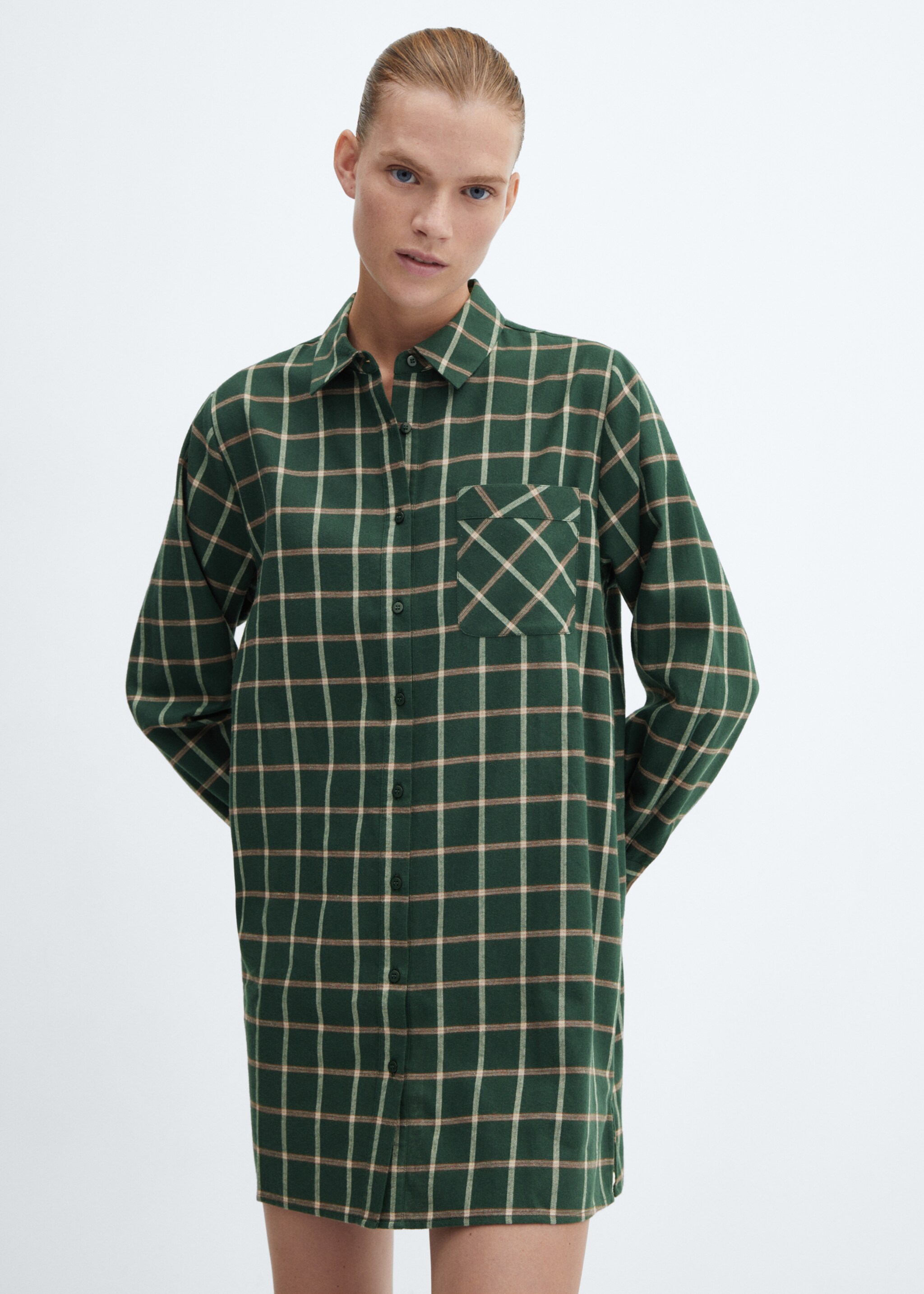 Chemise de nuit carreaux flanelle - Plan moyen, Vert. Ref: 57057744-00.