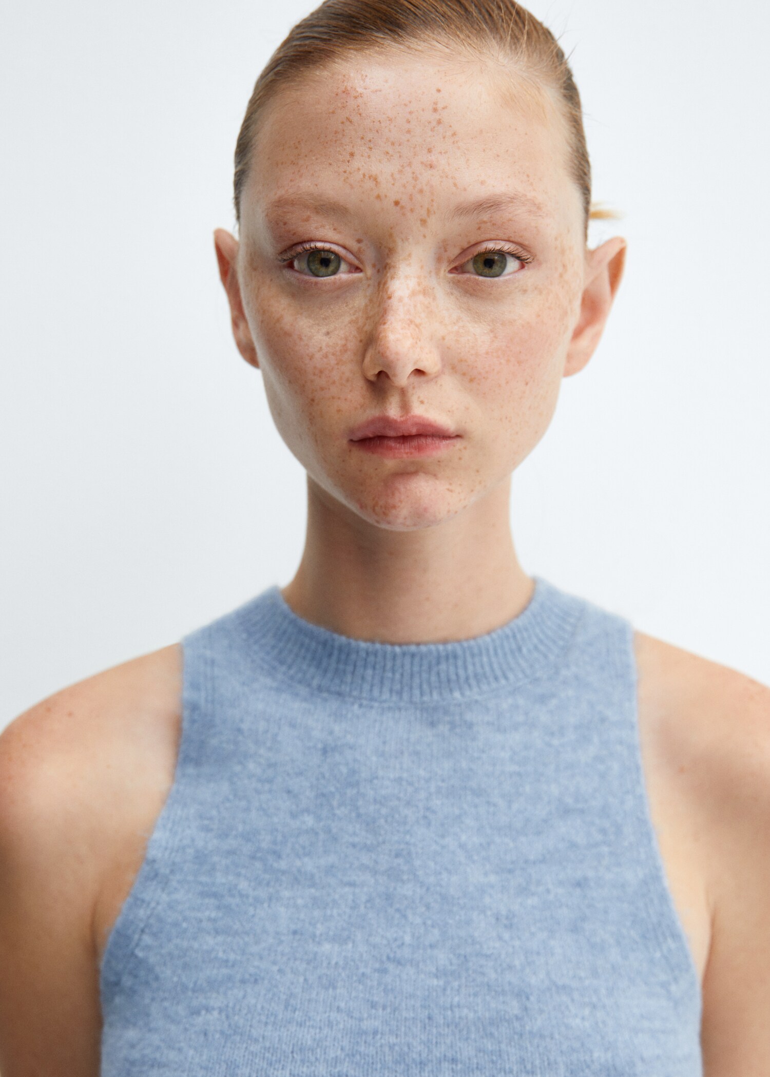 Round-neck knitted top - Details of the article 1