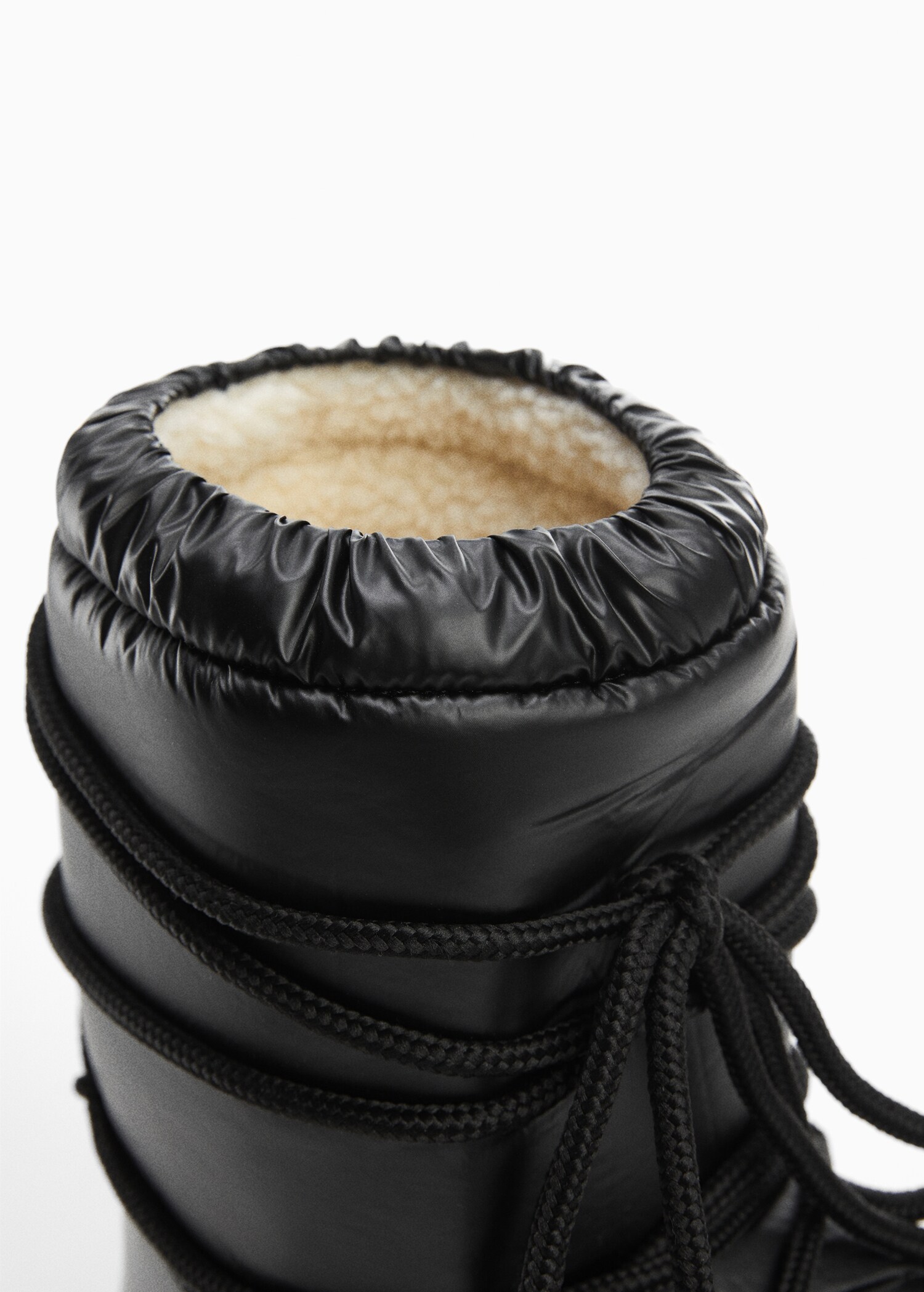 Geschnürte Stiefelette - Detail des Artikels 2