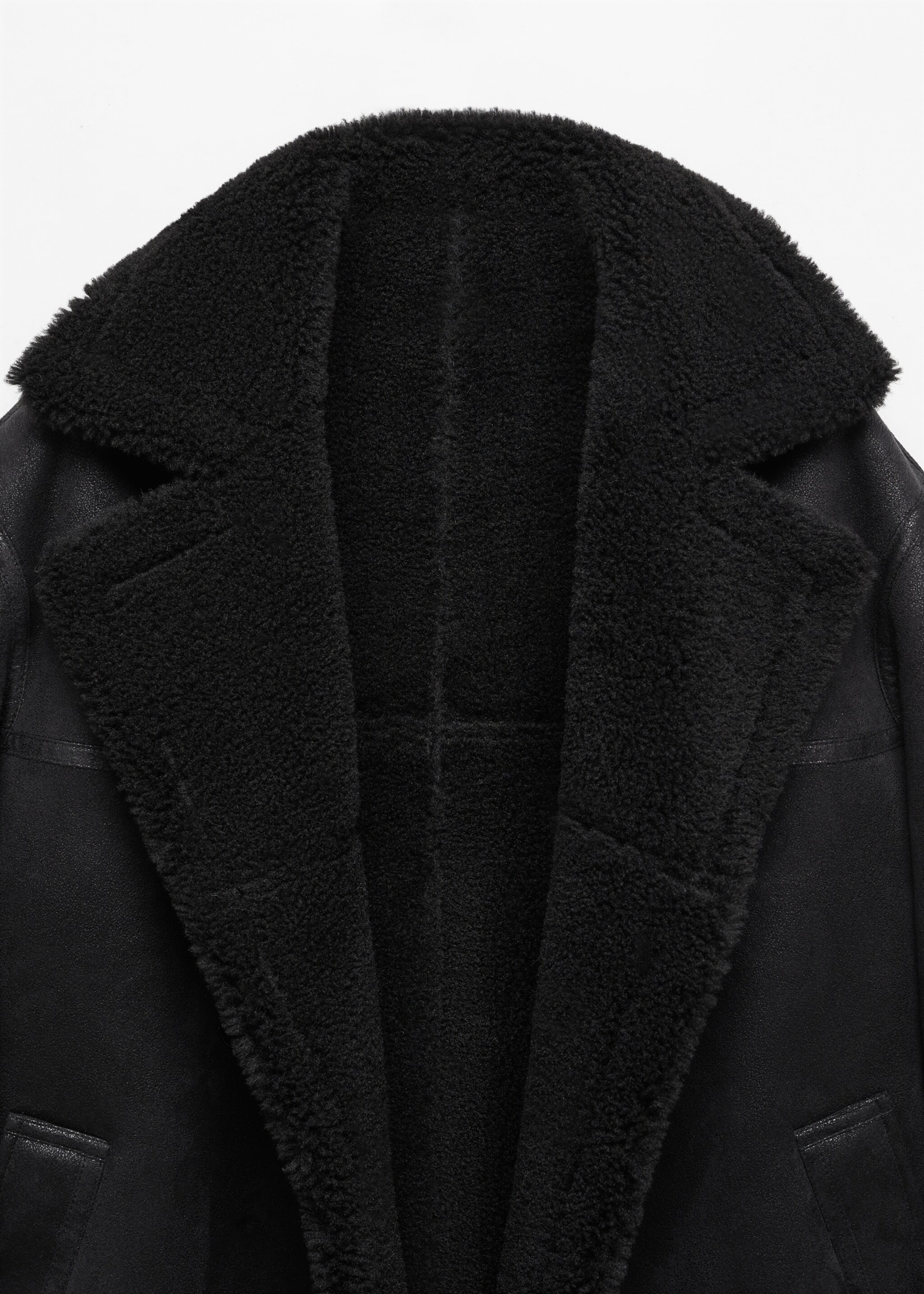 Shearling-lined fur-effect coat - Details of the article 8