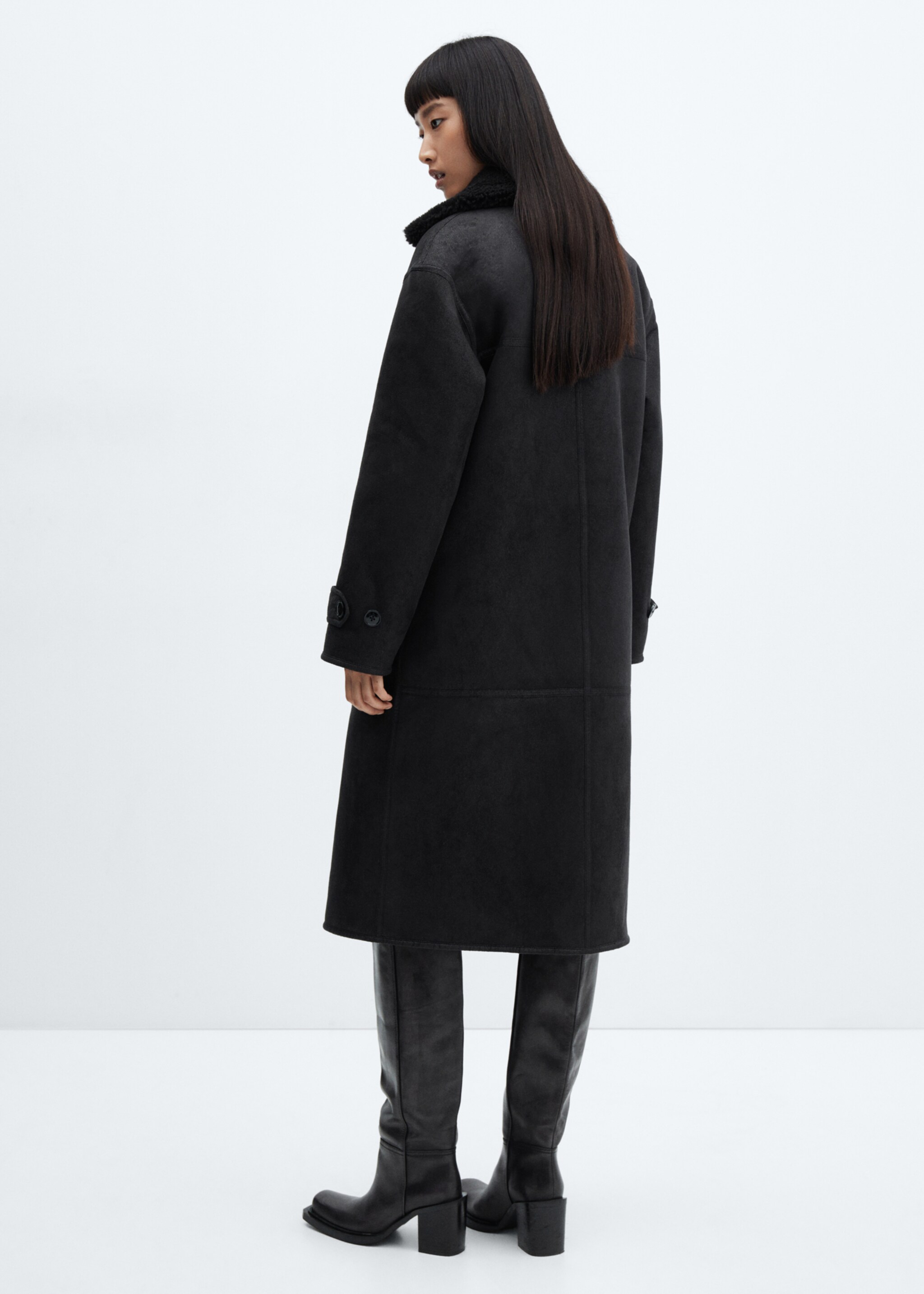 Shearling-lined fur-effect coat - Reverse of the article