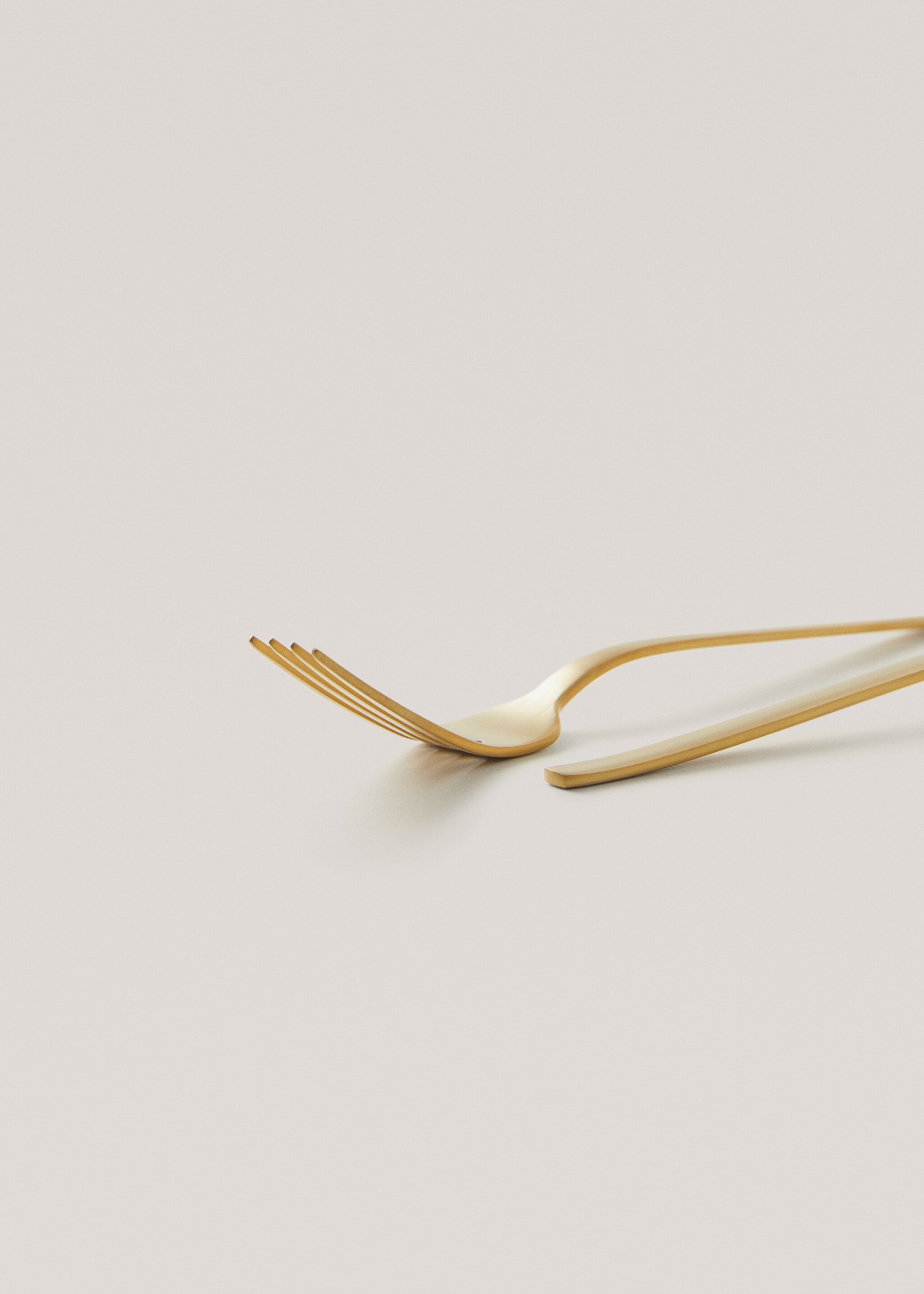 4-pack of 100% steel gold dessert forks - Details of the article 1, Gold. Ref: 57059081-00.