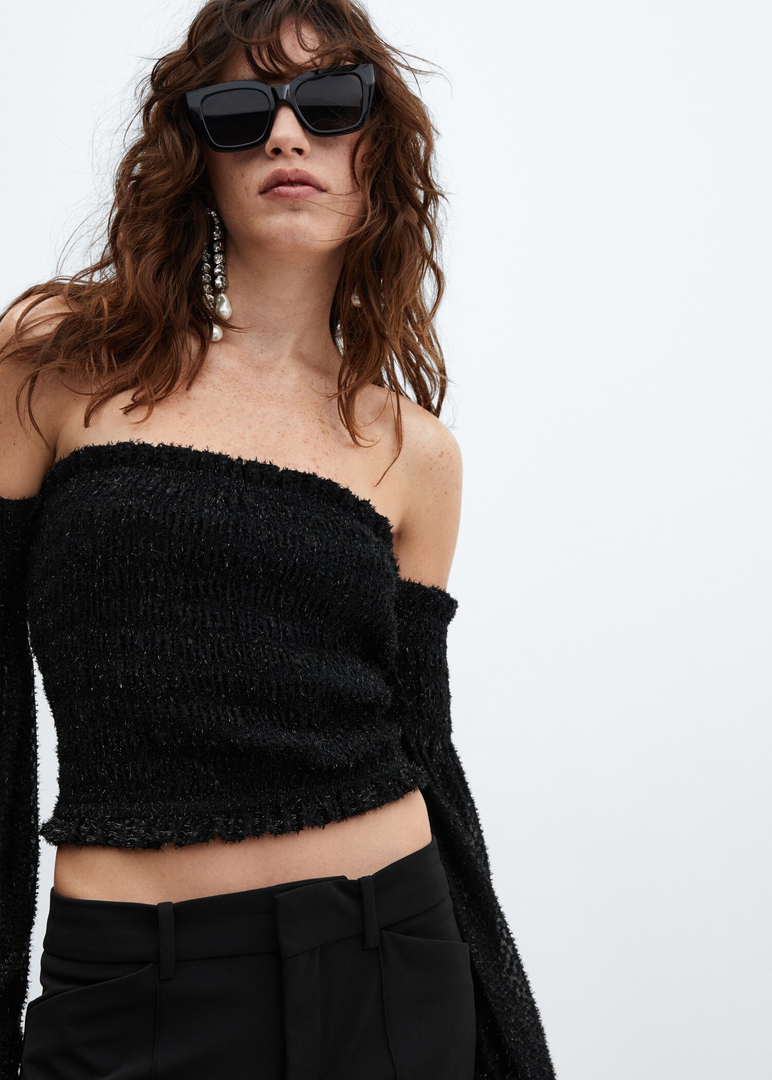 Blusa de lurex com ombros descobertos - Pormenor do artigo 2