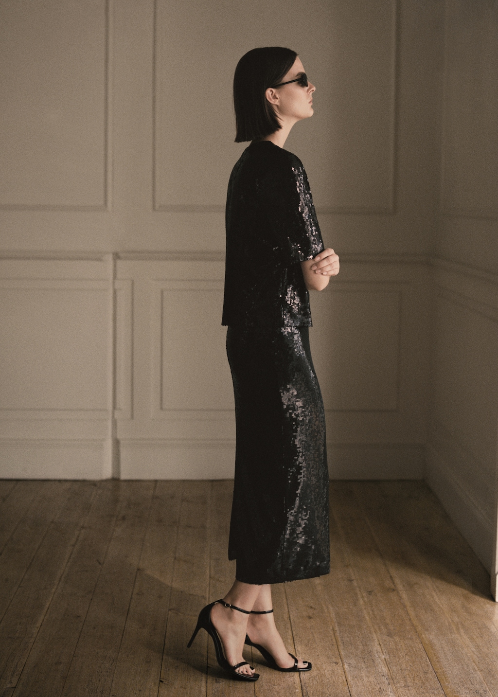 Sequin bodycon midi skirt hotsell