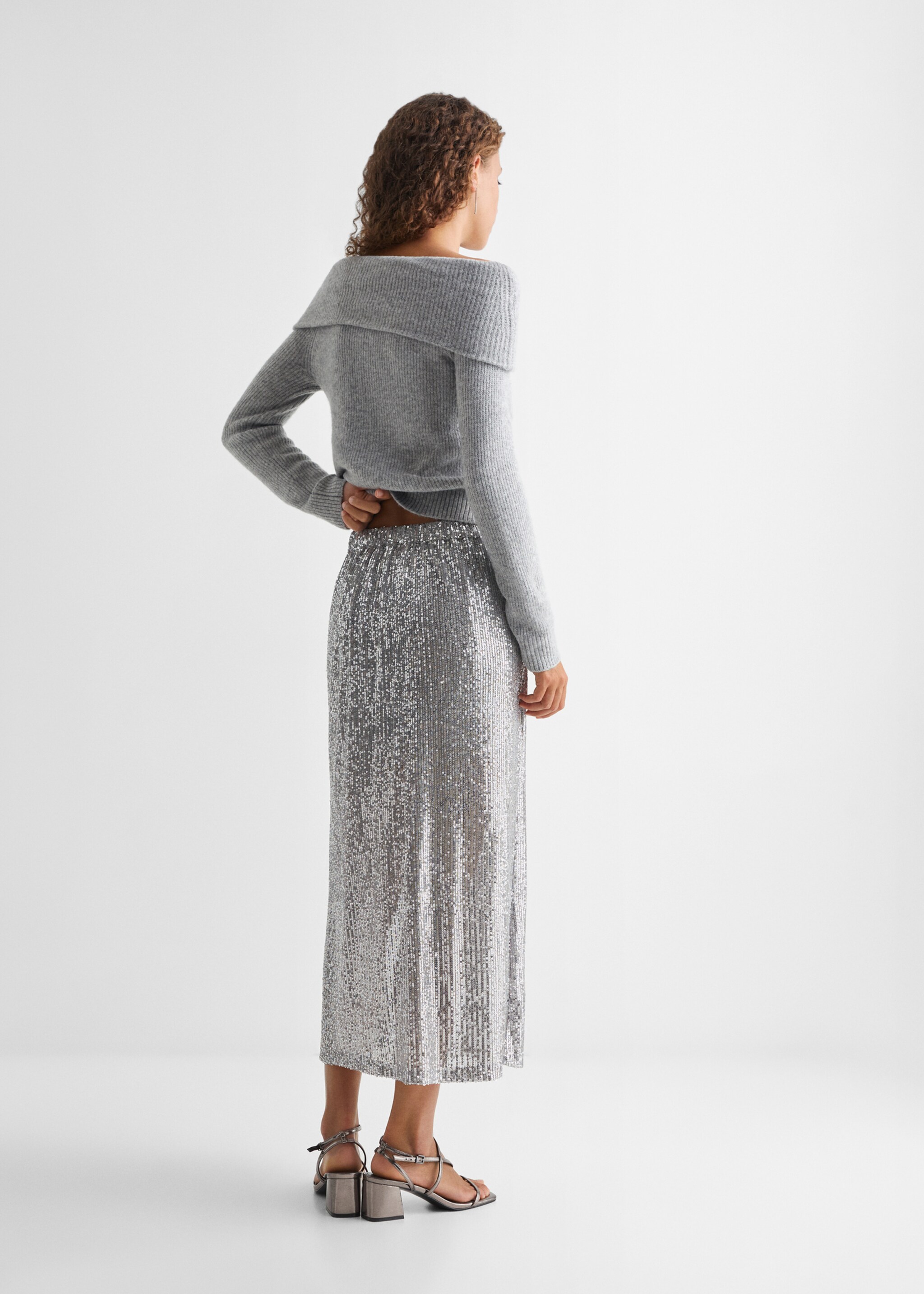 Gonna paillettes - Retro dell'articolo