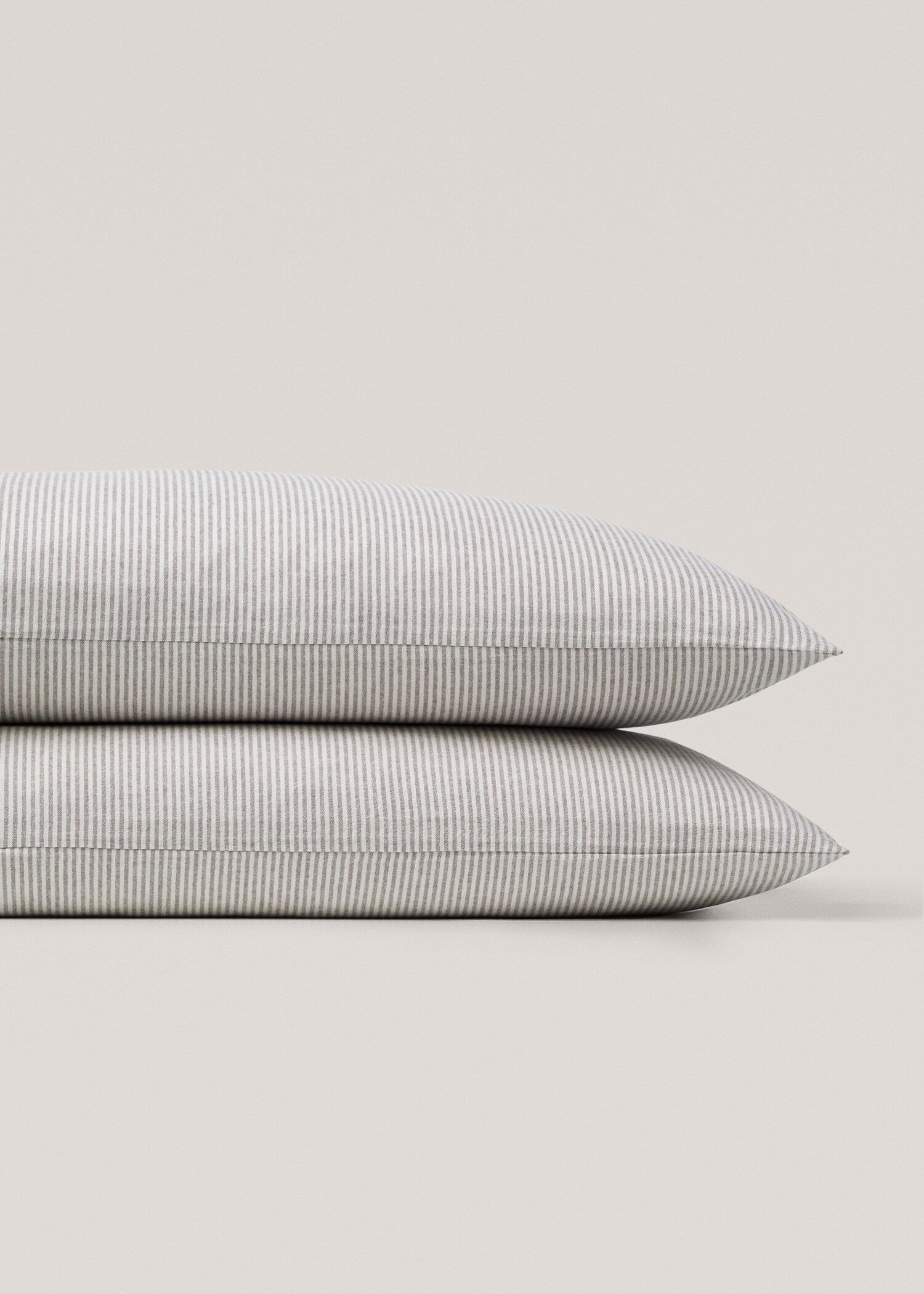 Striped flannel pillow case 50x75cm (Pack of 2) - Details of the article 3