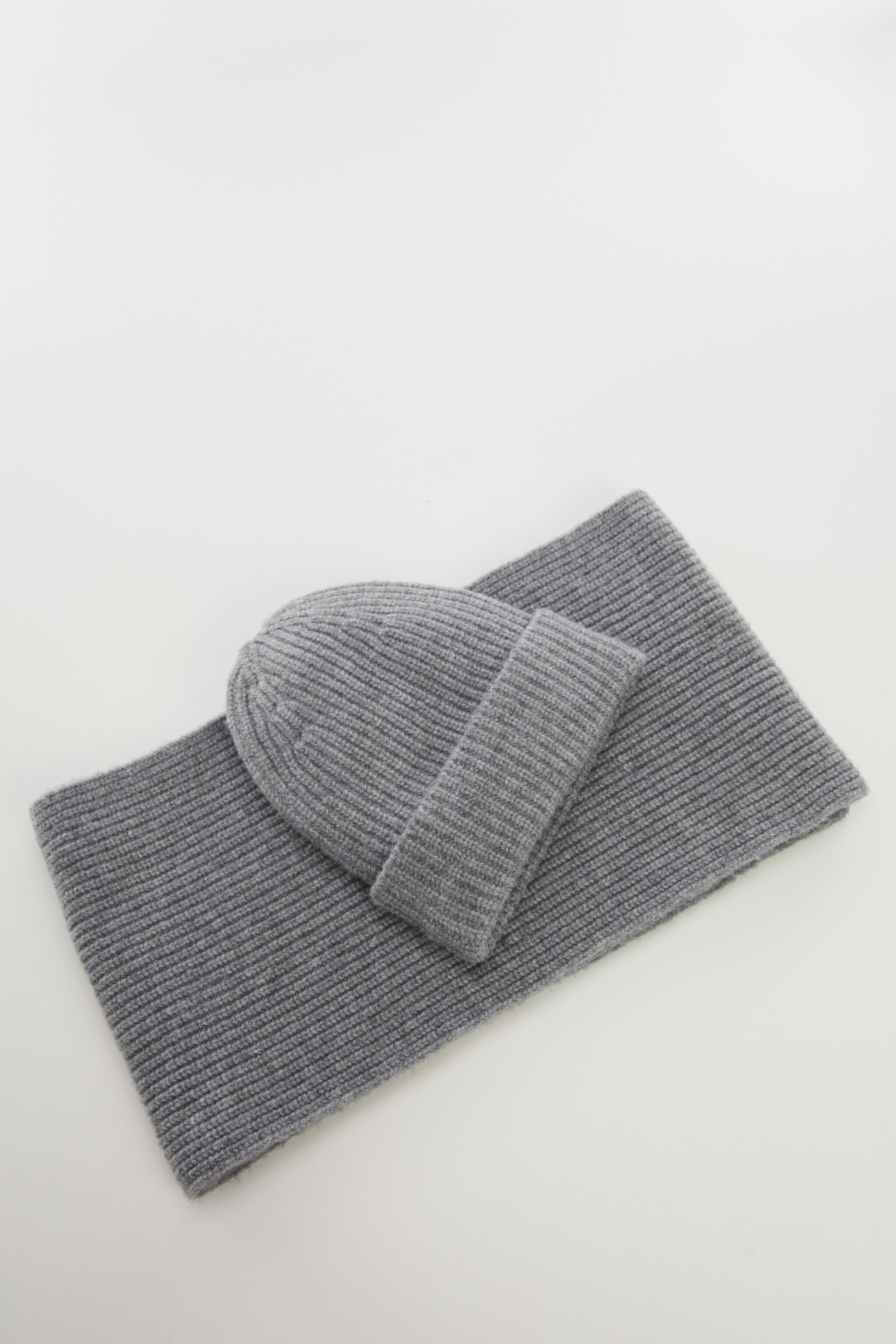 Ribbed knit beanie - Details of the article 9