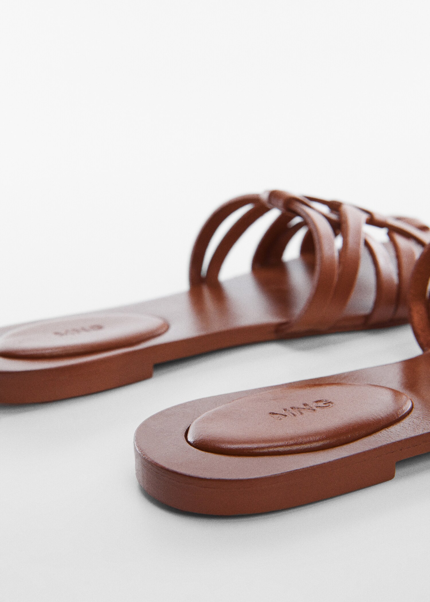 Sandal med skinnremmer - Artikkeldetalj 2