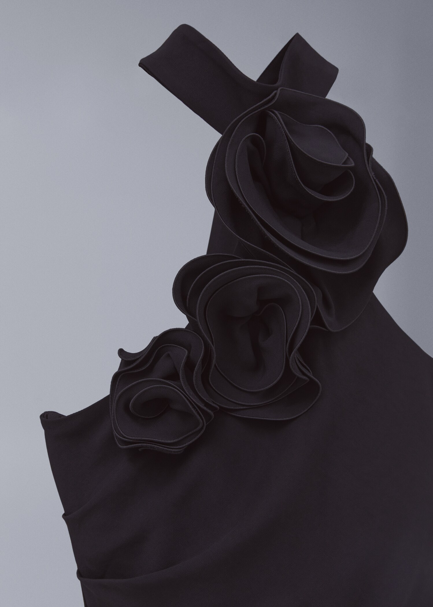 Maxi flower dress with opening - Details of the article 8