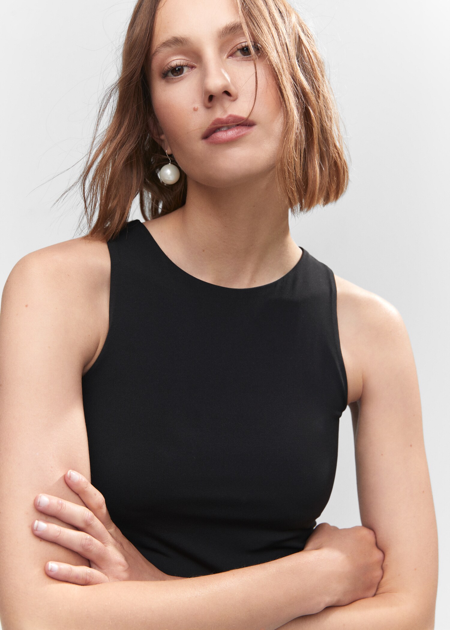 Crop top halter neck - Details of the article 1