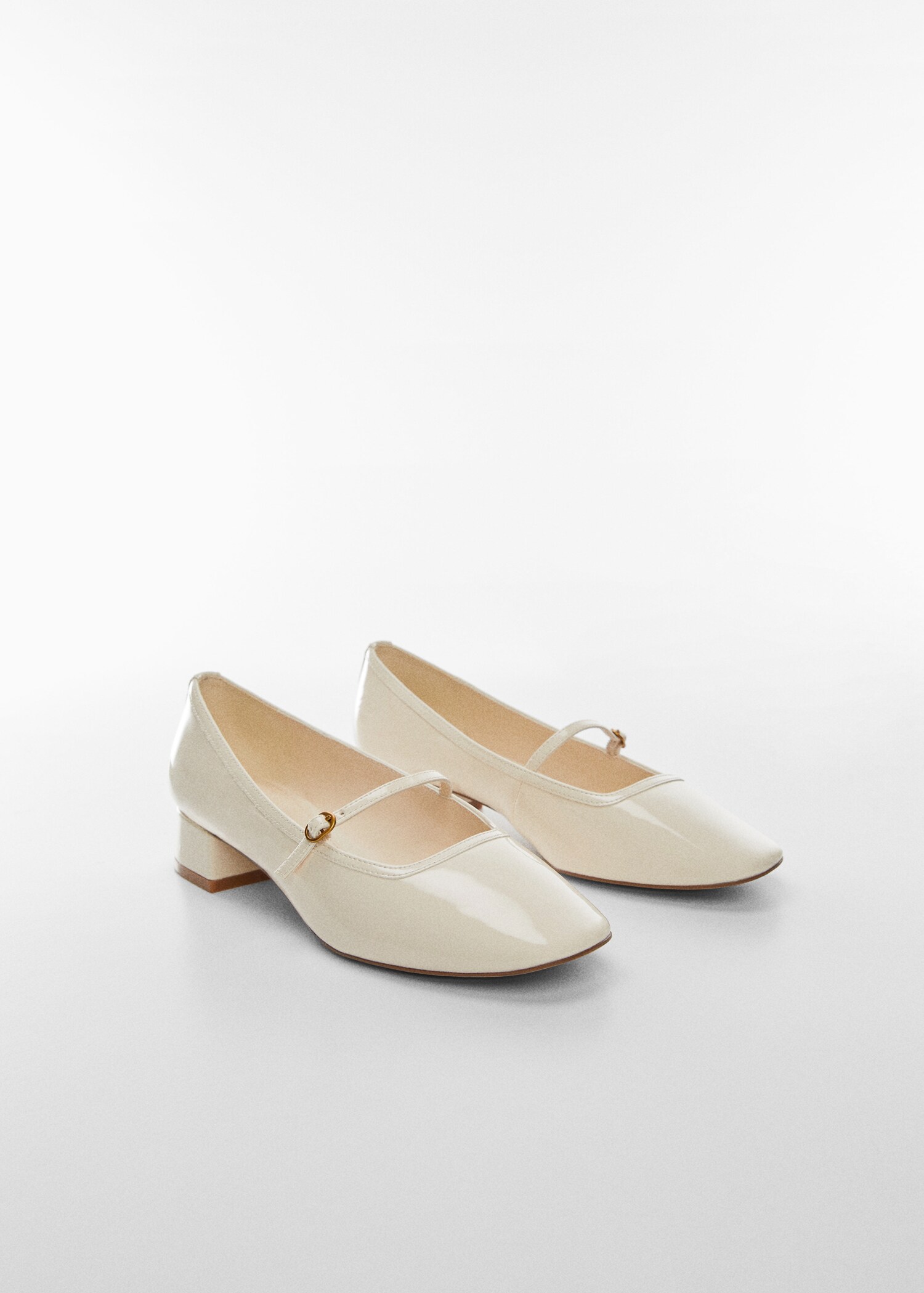 Heeled shoes with buckle - Medium plane