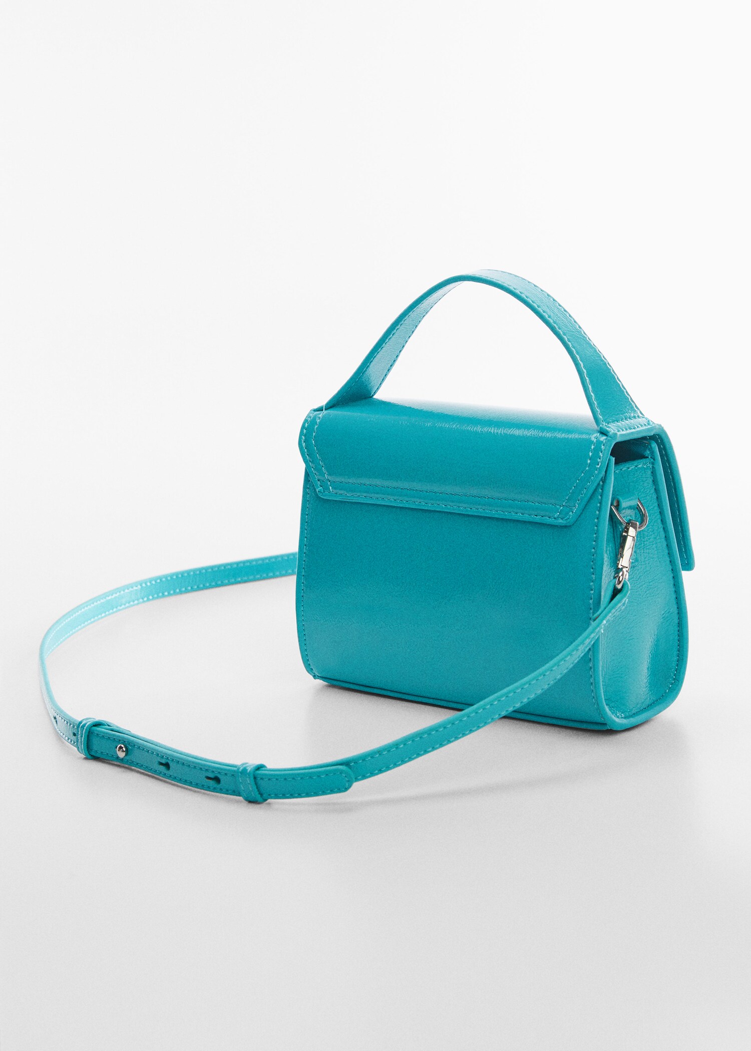 Buckled flap bag - Details of the article 2