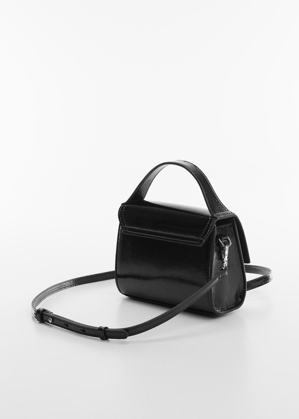 Sac rabat boucle Femme MANGO OUTLET France metropolitaine
