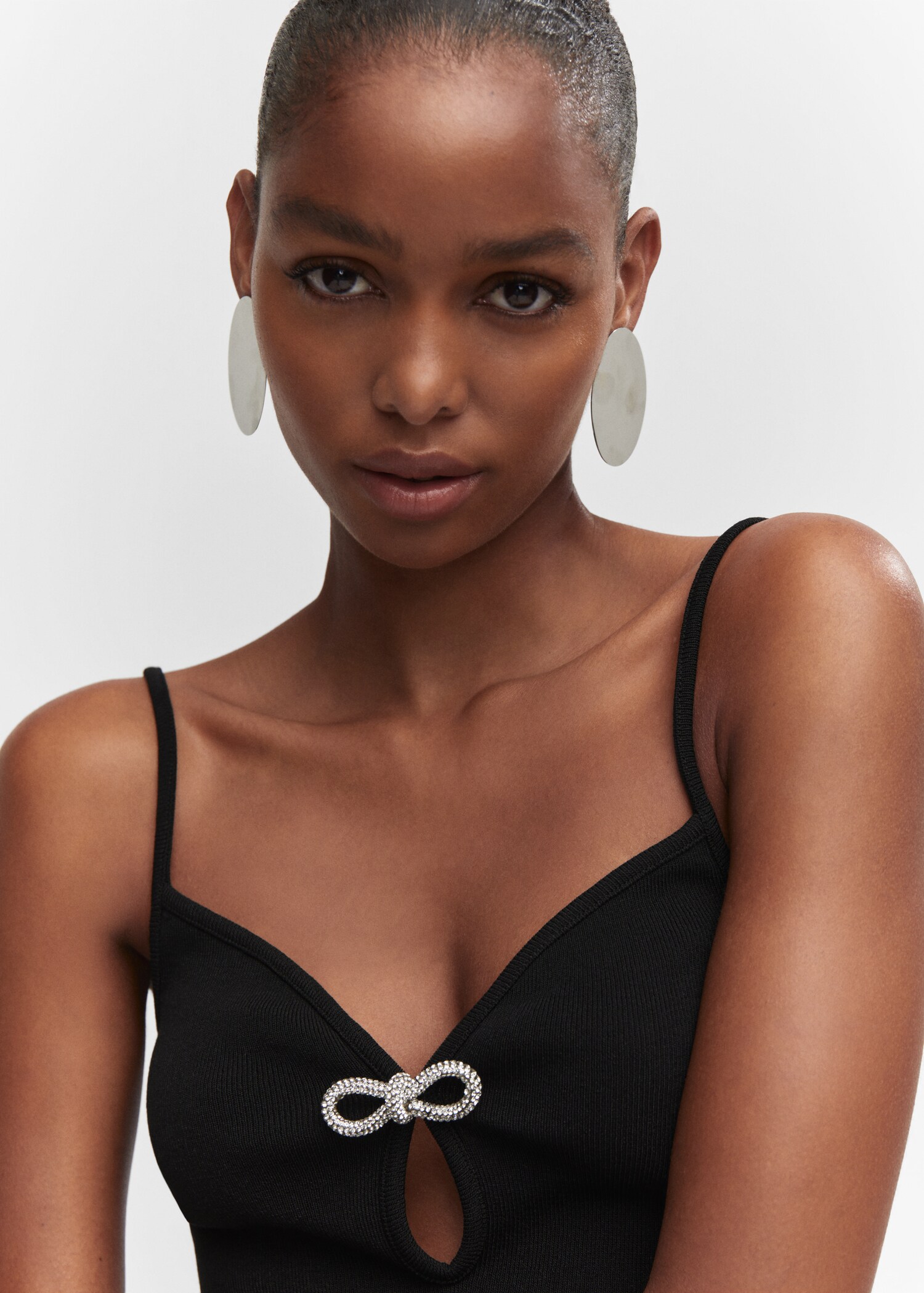 Knitted top with rhinestone detail - Details of the article 1
