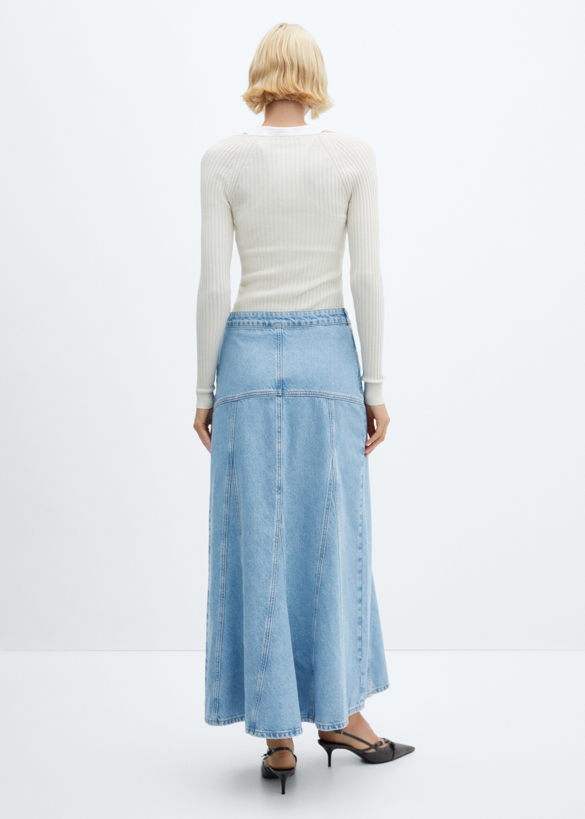 Long denim skirt with seams - Reverse of the article, Light Blue. Ref: 57062896-00.